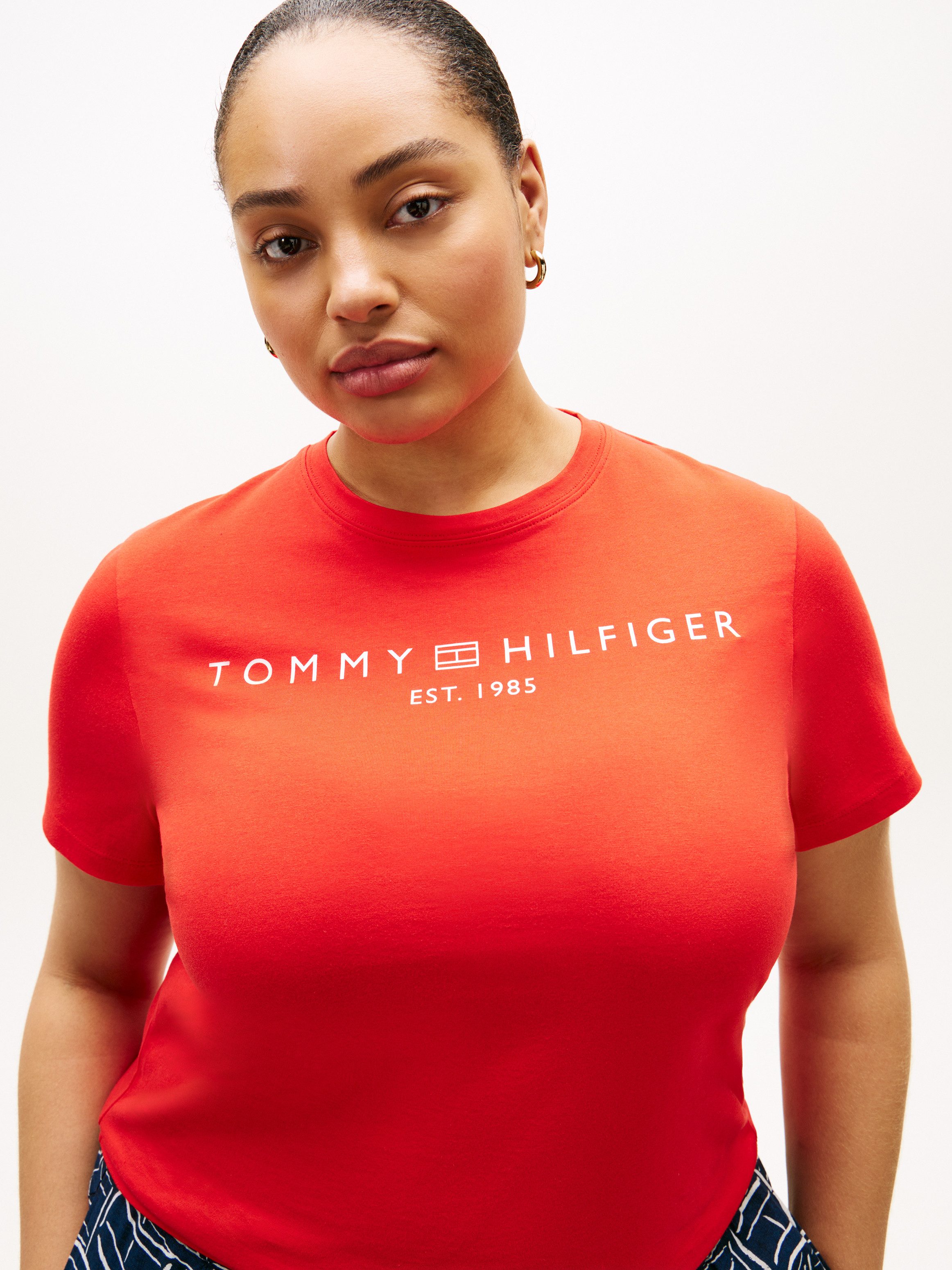 Tommy Hilfiger Curve T-Shirt CRV REG CORP LOGO C-NK SS in großen Größen