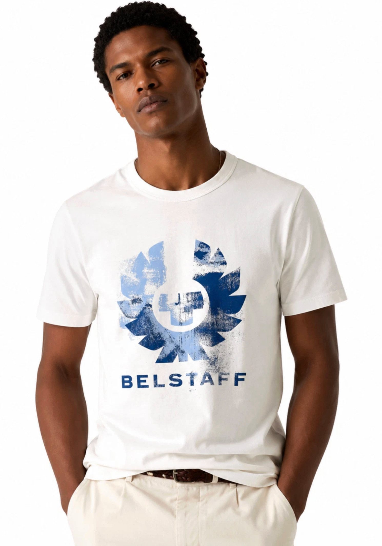 Belstaff T-Shirt London Retro Blur Phoenix Logo Regular Cut Phoenix-Logo mit Belstaff Schriftzug im Spray-Effekt – Bild 4 von 5