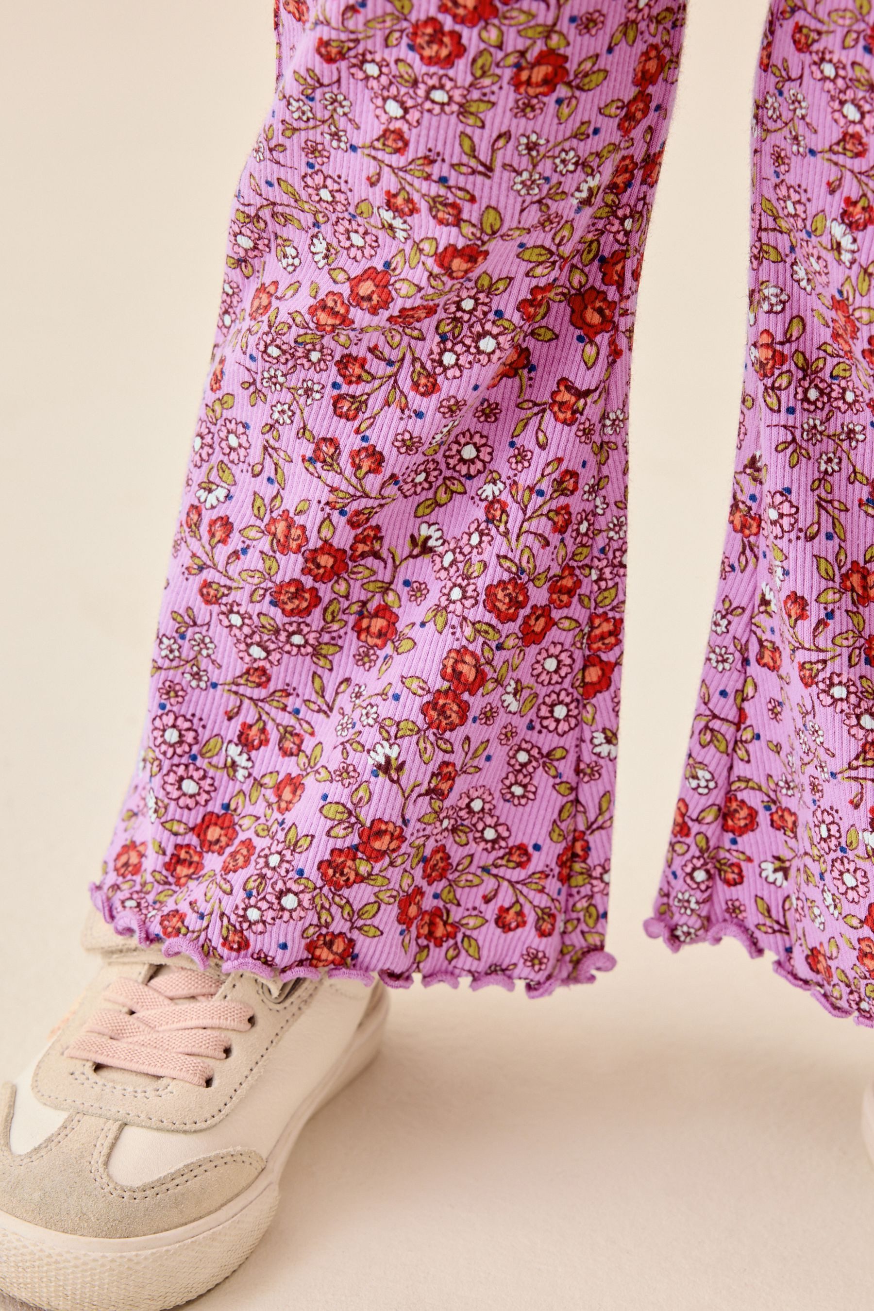 Next Leggings Geblümte Leggings mit Schlag (1-tlg)