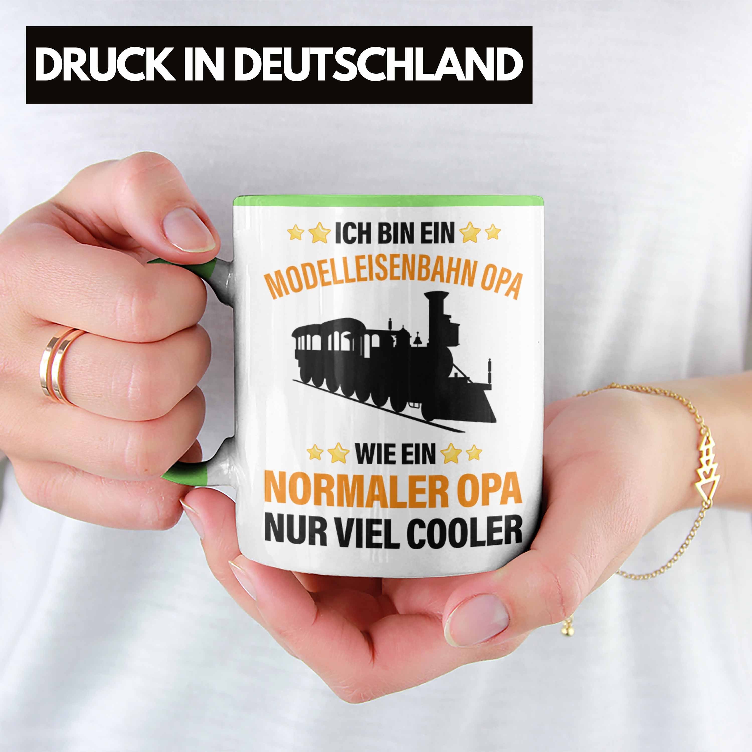 Rentner Trendation Geschenk Dampflokomotive Grün Modeleisenbahn Spruch - Tasse Opa Eisenbahn Trendation Geschenk Opa Geschenkidee Tasse