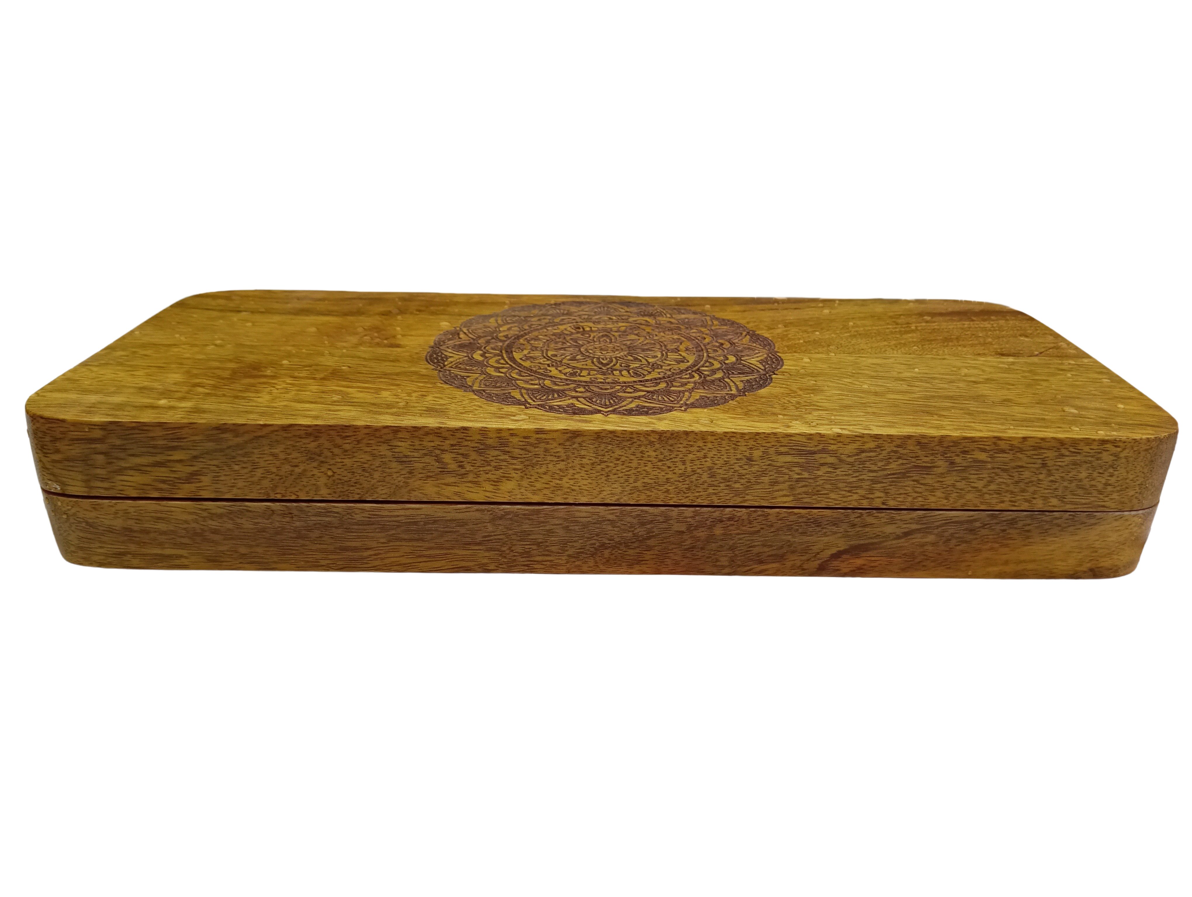 SattesGrün Yogablock Sadhu Board – handgefertigtes Yoga-Nagelbrett in 4 Intensitäten, (8mm, 10mm, 12mm und 15mm), aus Mangoholz mit Mandala Motiv, für Yoga, Meditation & Achtsamkeit
