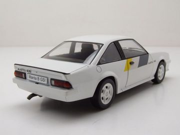 Whitebox Modellauto Opel Manta B GSI 1984 weiß Dekor Modellauto 1:24 Whitebox, Maßstab 1:24