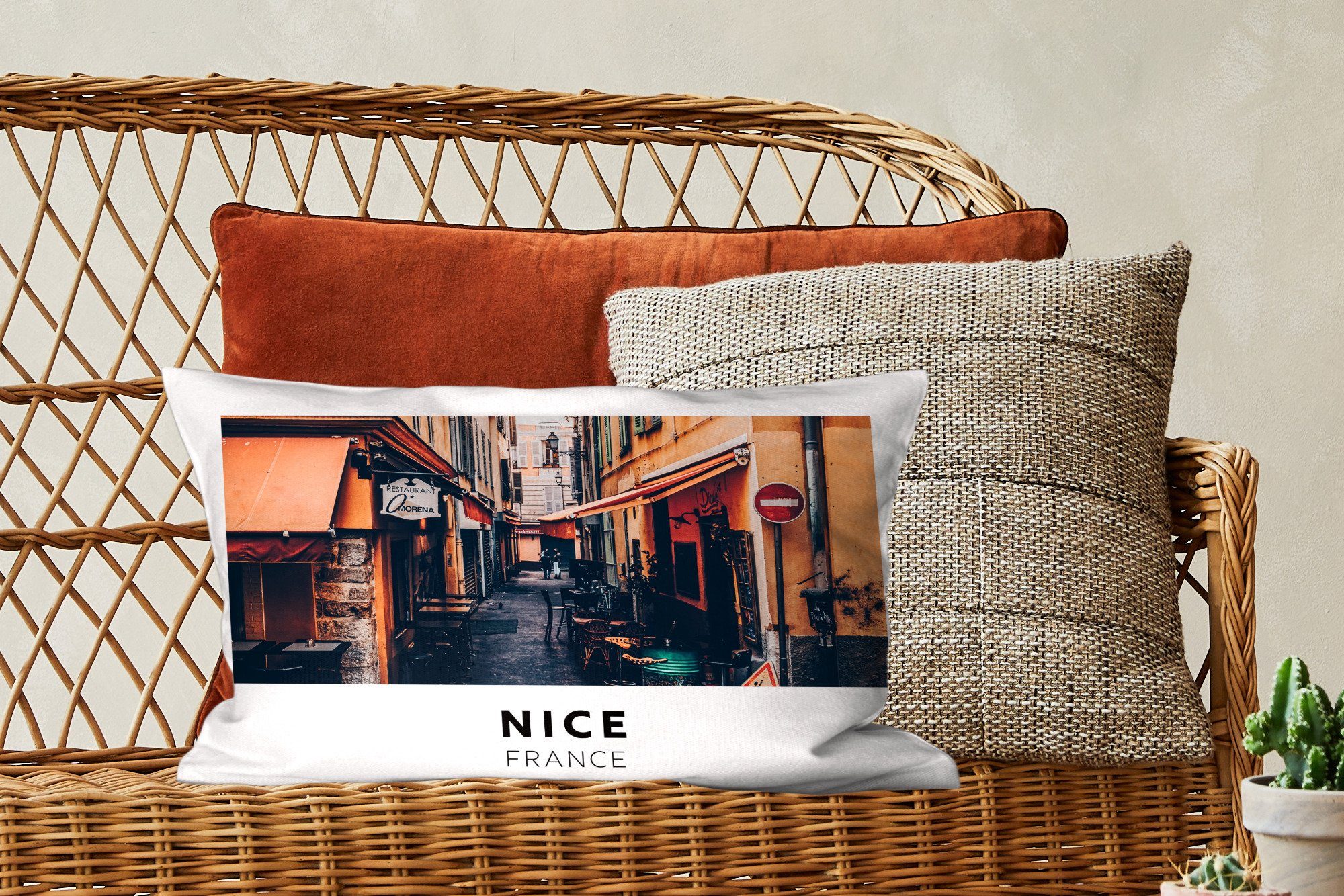 MuchoWow Dekokissen Nizza - Dekokissen Schlafzimmer Zierkissen, Füllung, - mit Wohzimmer Dekoration, Straße, Frankreich