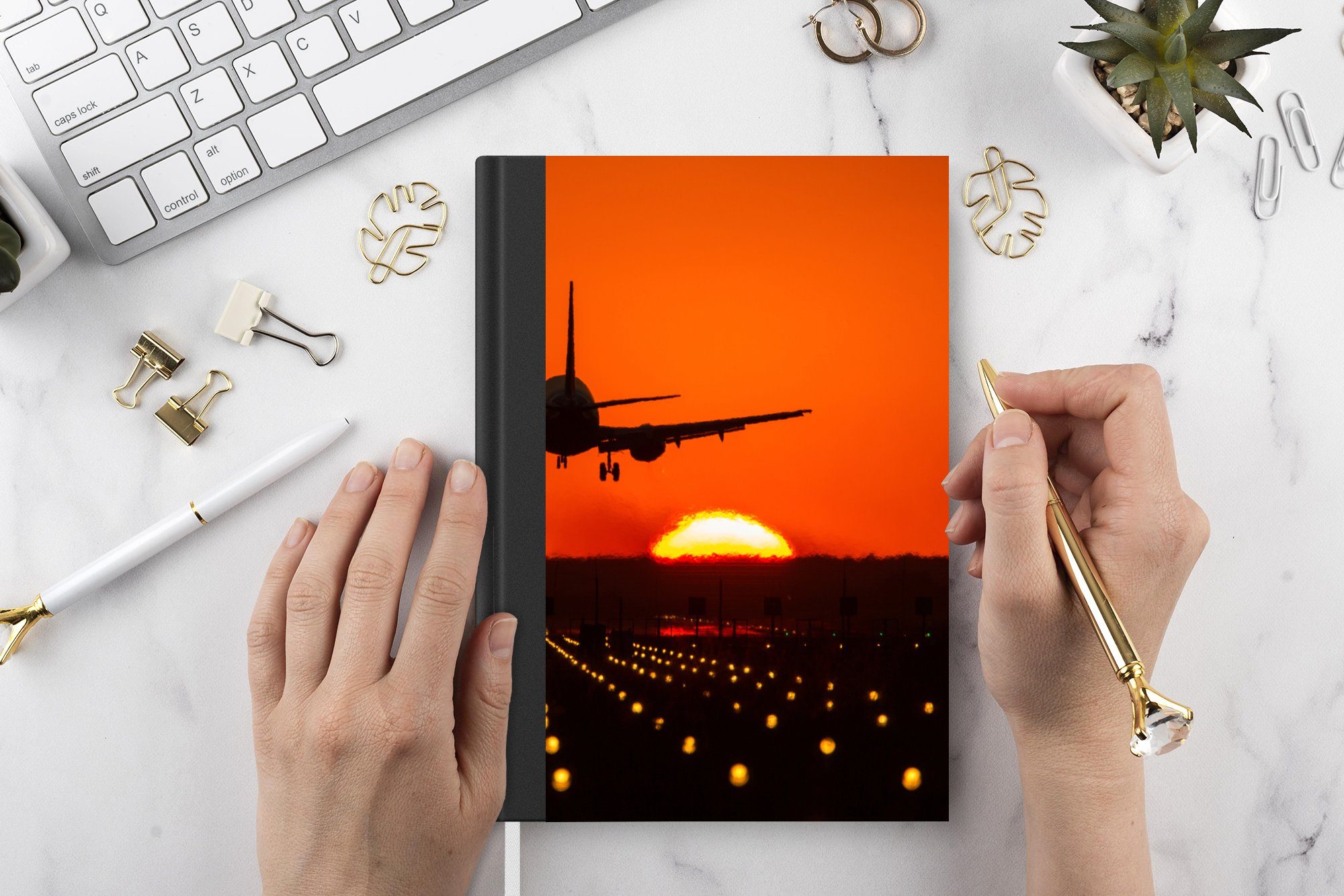 Flugzeug Orange - - Notizbuch Seiten, Sonne, MuchoWow Merkzettel, Journal, A5, Tagebuch, Haushaltsbuch Sonnenuntergang 98 Notizheft, -