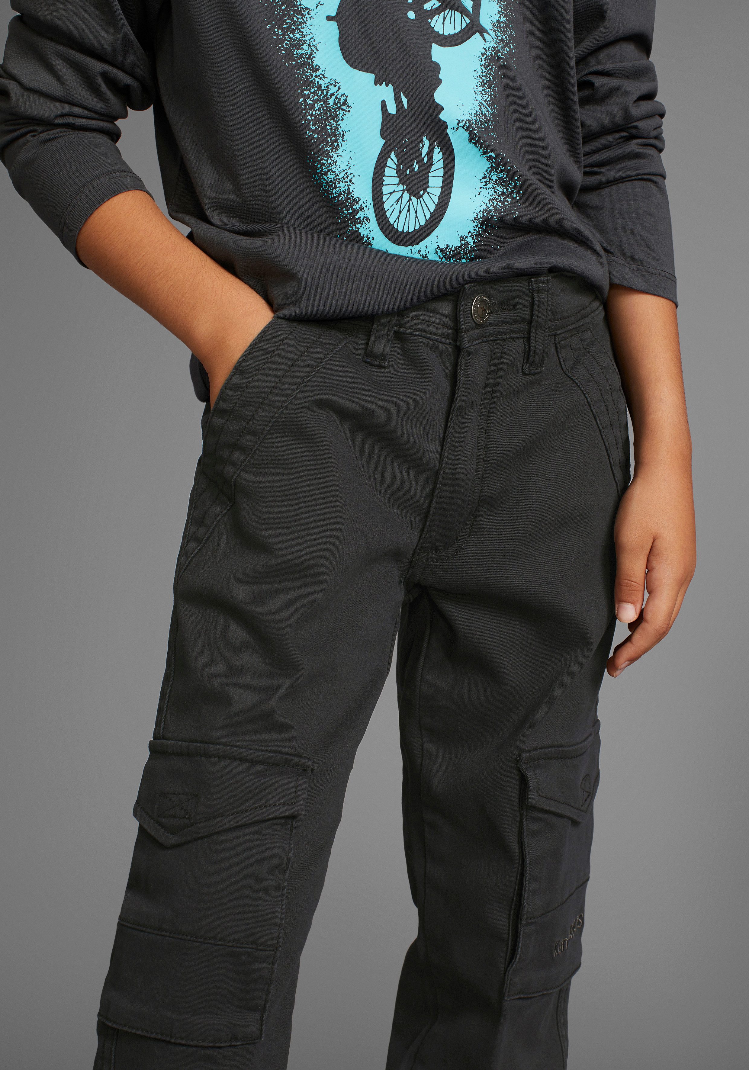 KangaROOS Cargohose Hose mit Cargotaschen, mit Logo-Stickerei