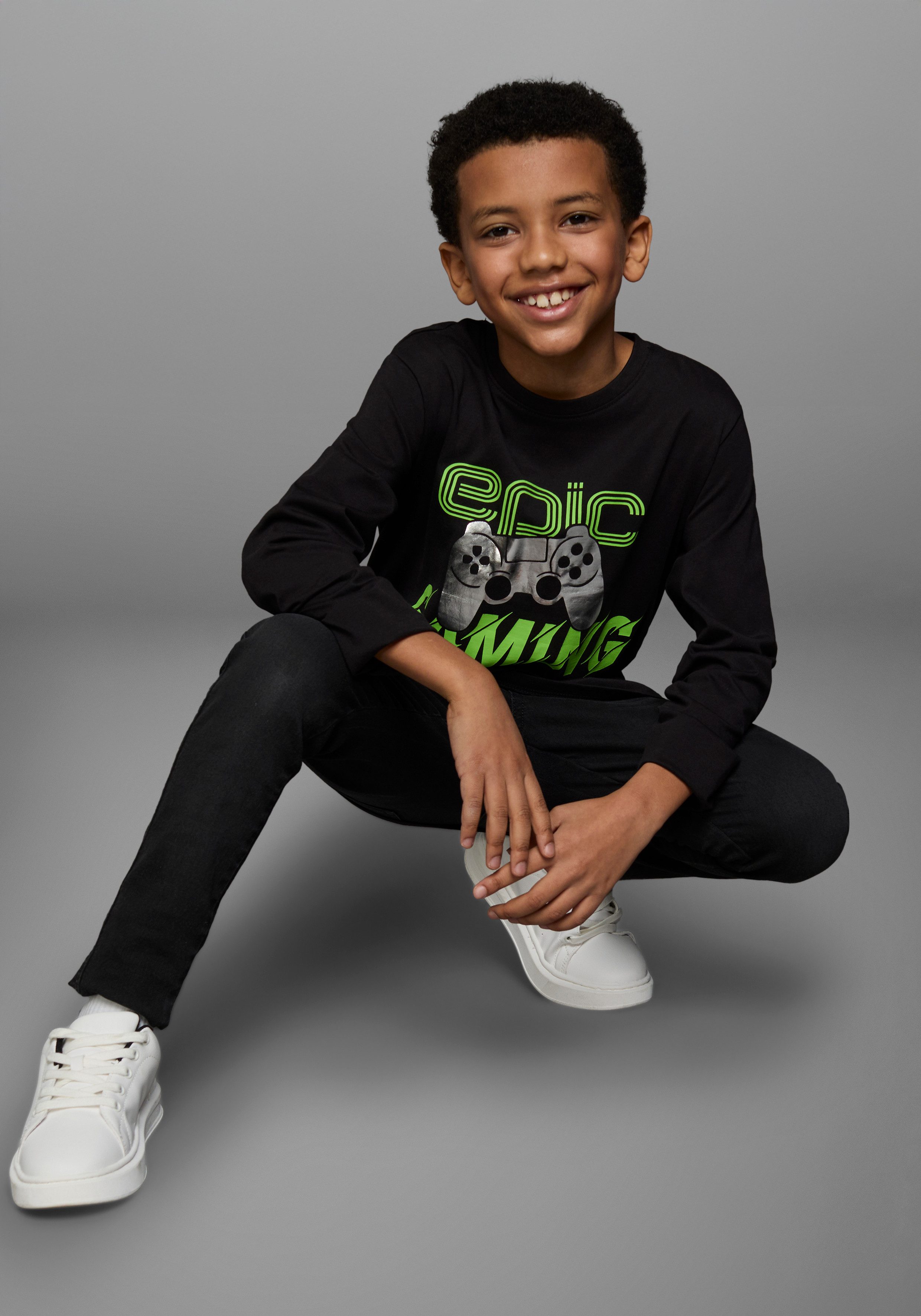 KIDSWORLD Langarmshirt Folienprint: EPIC GAMING langärmelige, mit Statement-Print, mit Folienprint