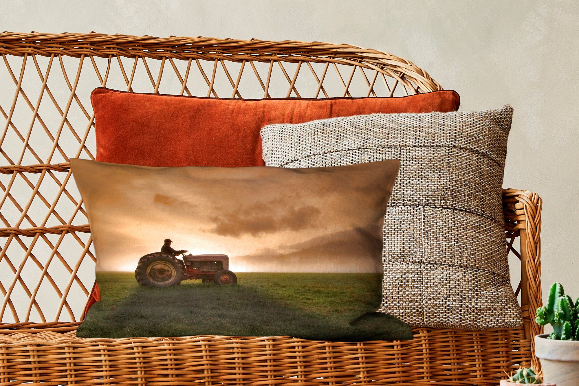Schlafzimmer MuchoWow - Zierkissen, Füllung, Dekoration, Nebel, Wohzimmer Landwirt Traktor - mit Dekokissen Dekokissen