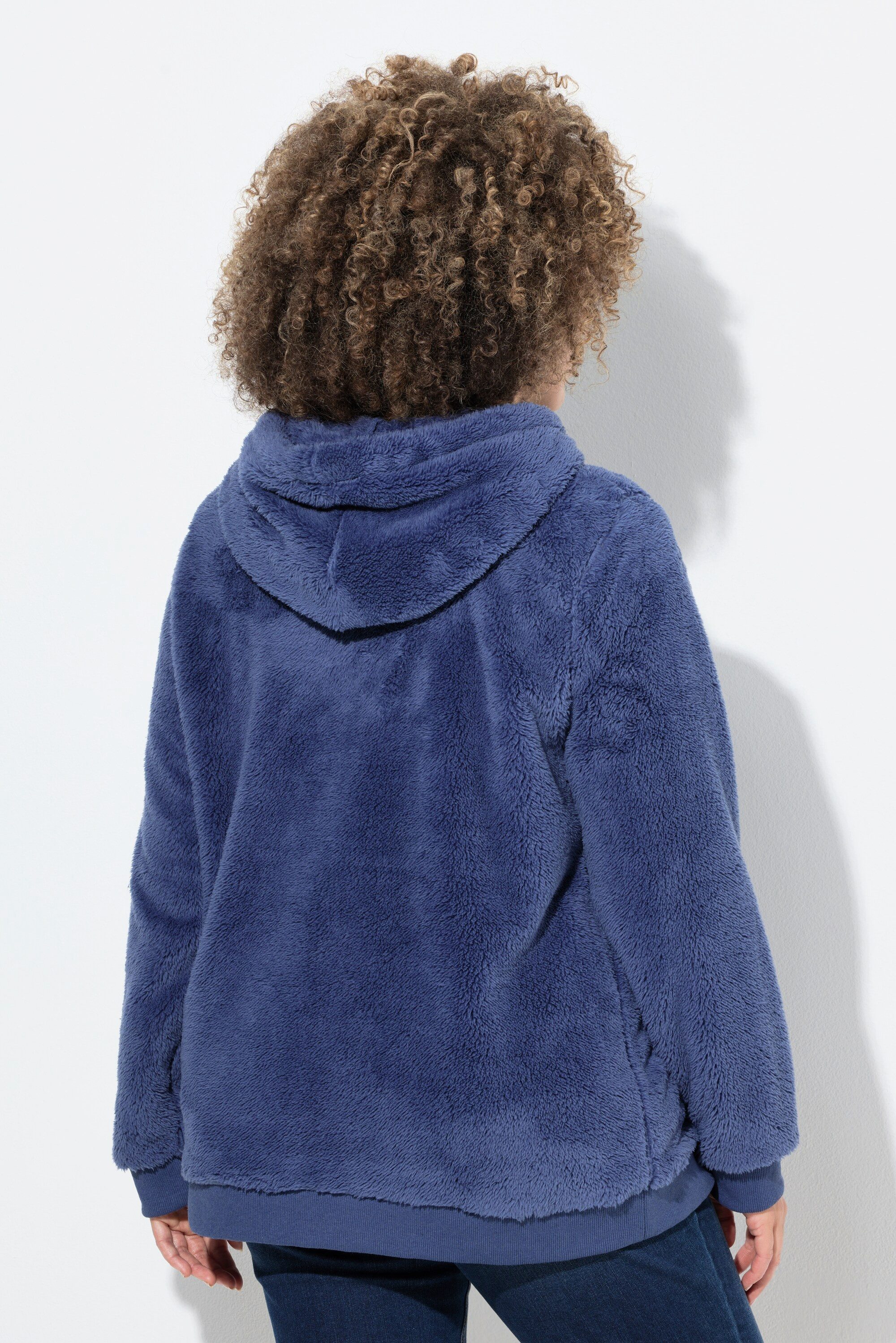 Ulla Popken Sweatjacke Teddy-Jacke Kapuze Langarm weicher Teddyplüsch – Bild 3 von 4