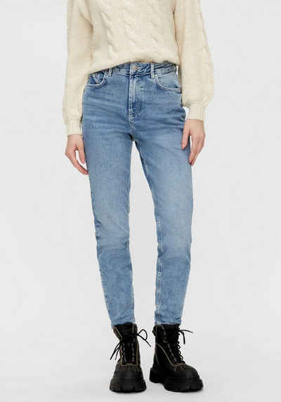 pieces Mom-Jeans »PCLEAH«