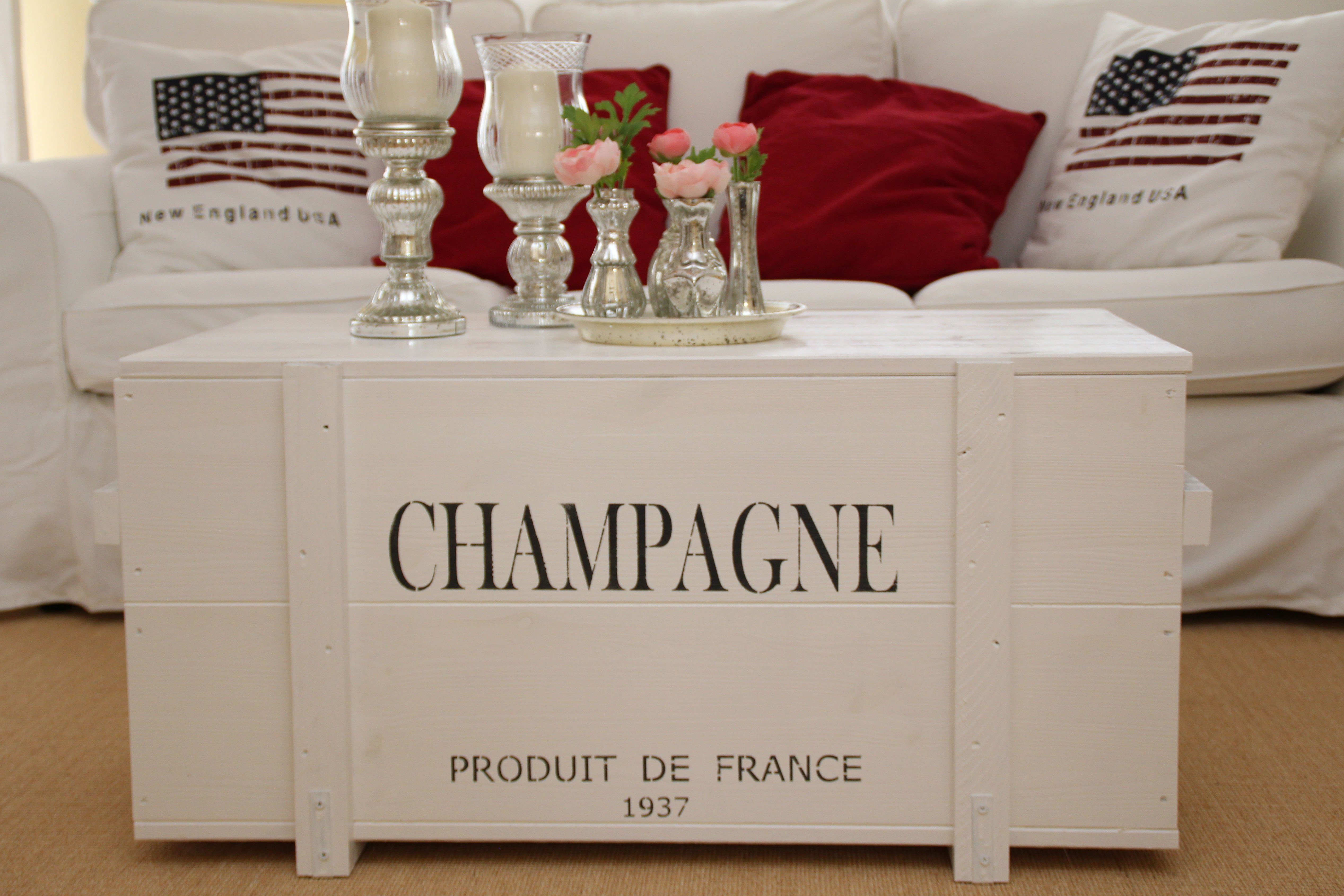 Truhentisch Champagne