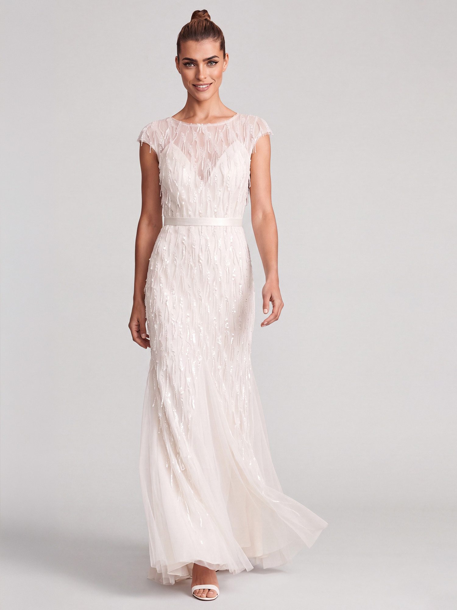 Apart Abendkleid mit Paillettenstickerei und Tüll-Godets