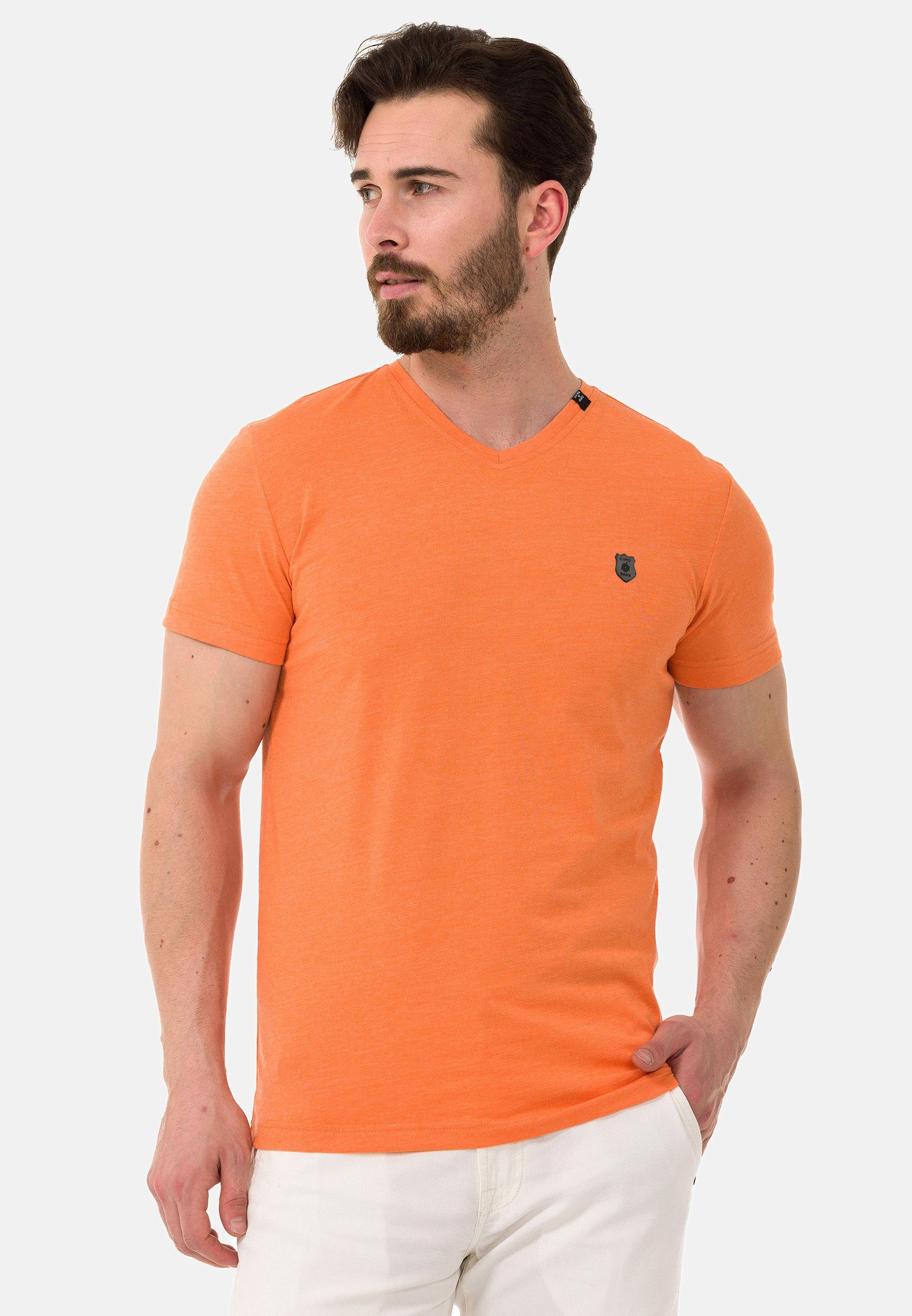 Cipo & Baxx T-Shirt mit modischem V-Ausschnitt orange