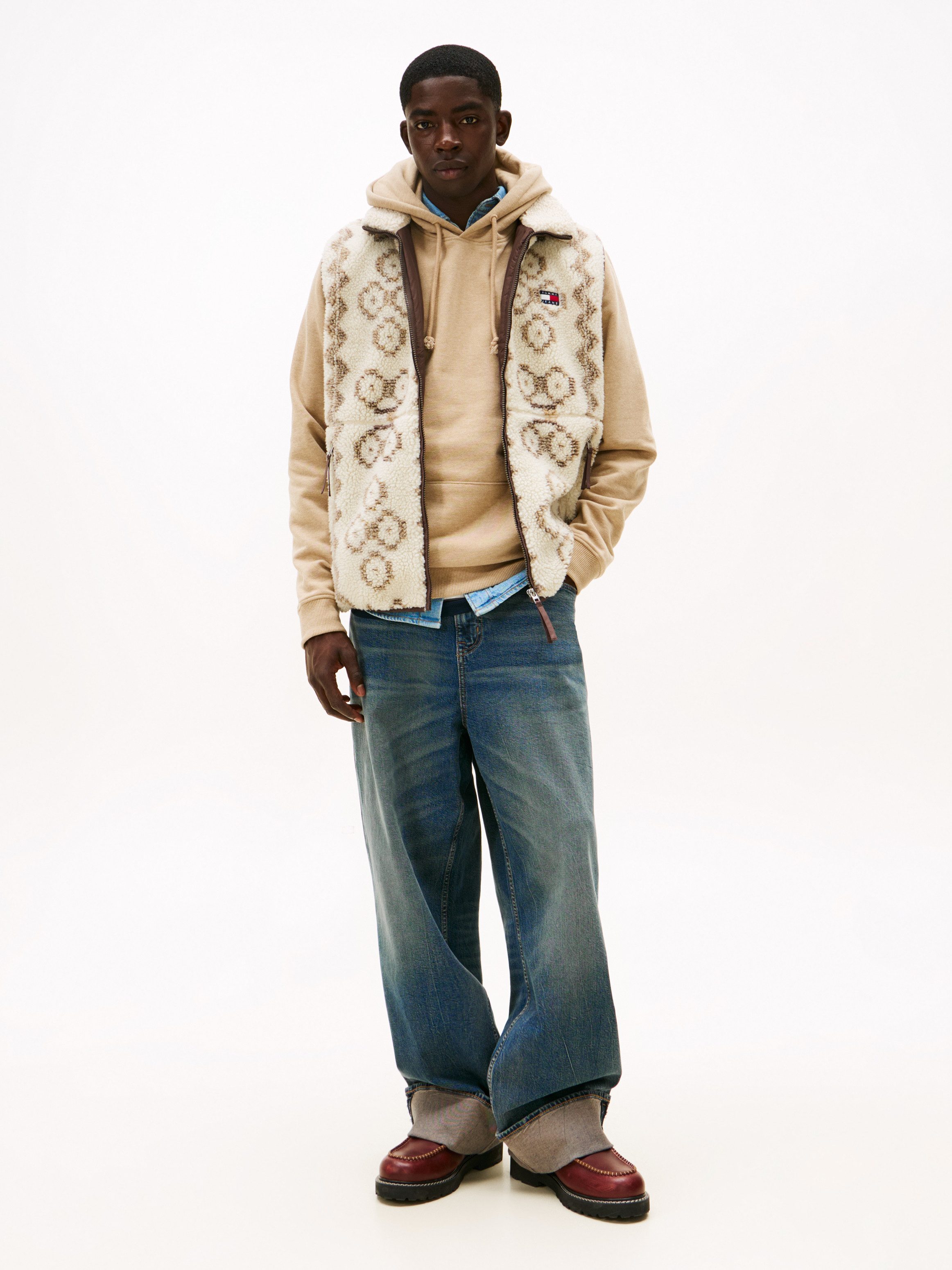 Tommy Jeans Fleeceweste TJM TEDDY AOP Stehkragen, normale Passform