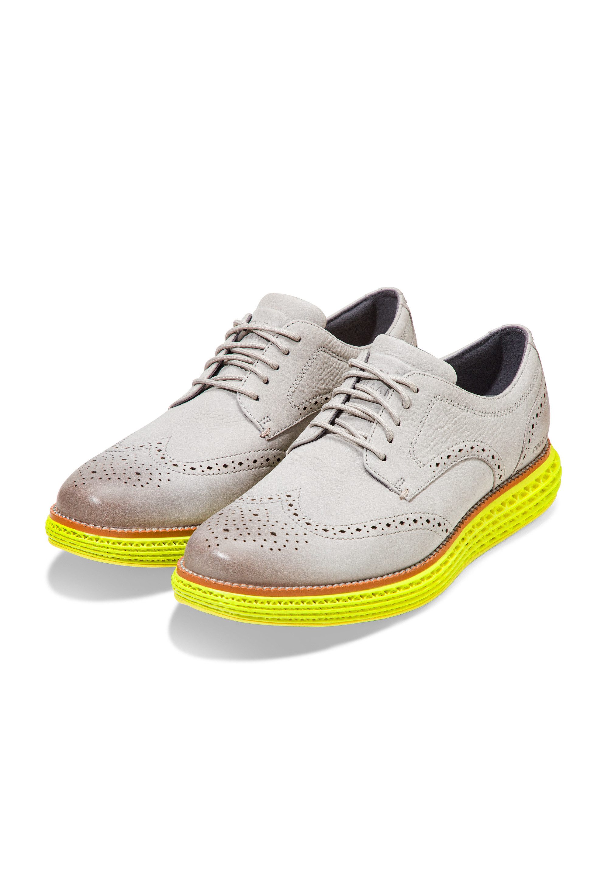 Cole Haan ORIGINALGRAND 2.0 WINGTIP Schnürschuh hoher Tragekomfort, gute Dämpfung, moderner Sneaker