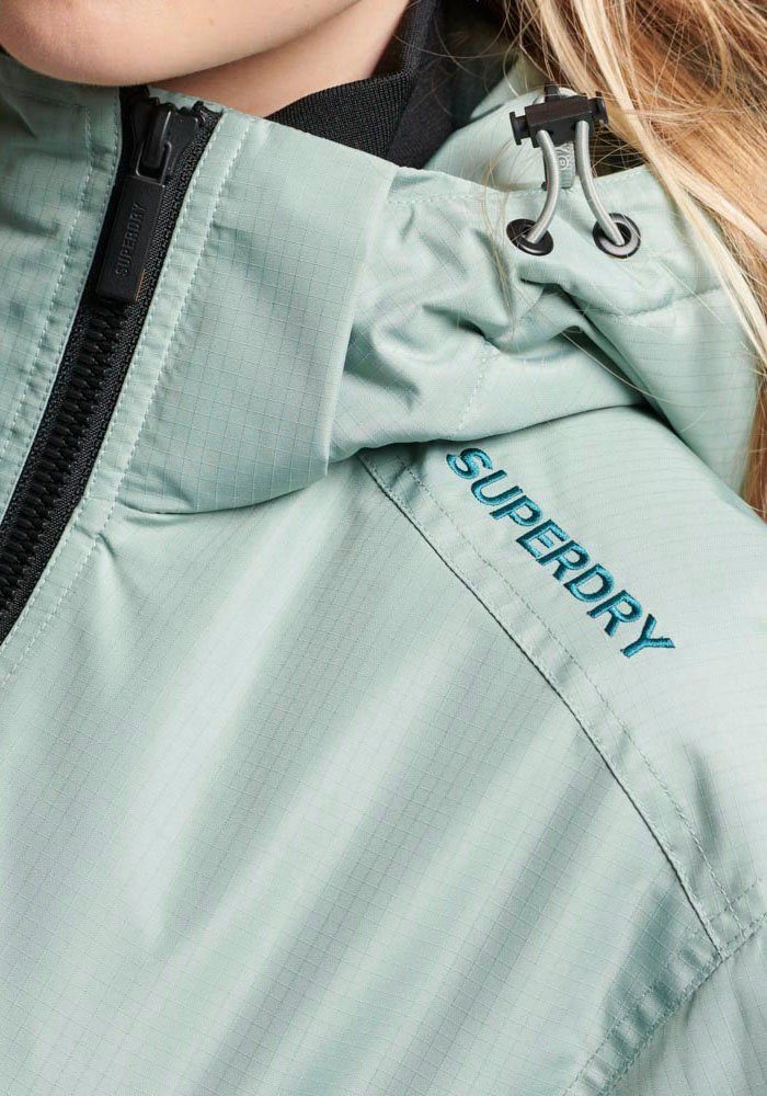 Superdry Windbreaker CODE WINDCHEATER Logo mit Jade Light Green JACKET Stickerei