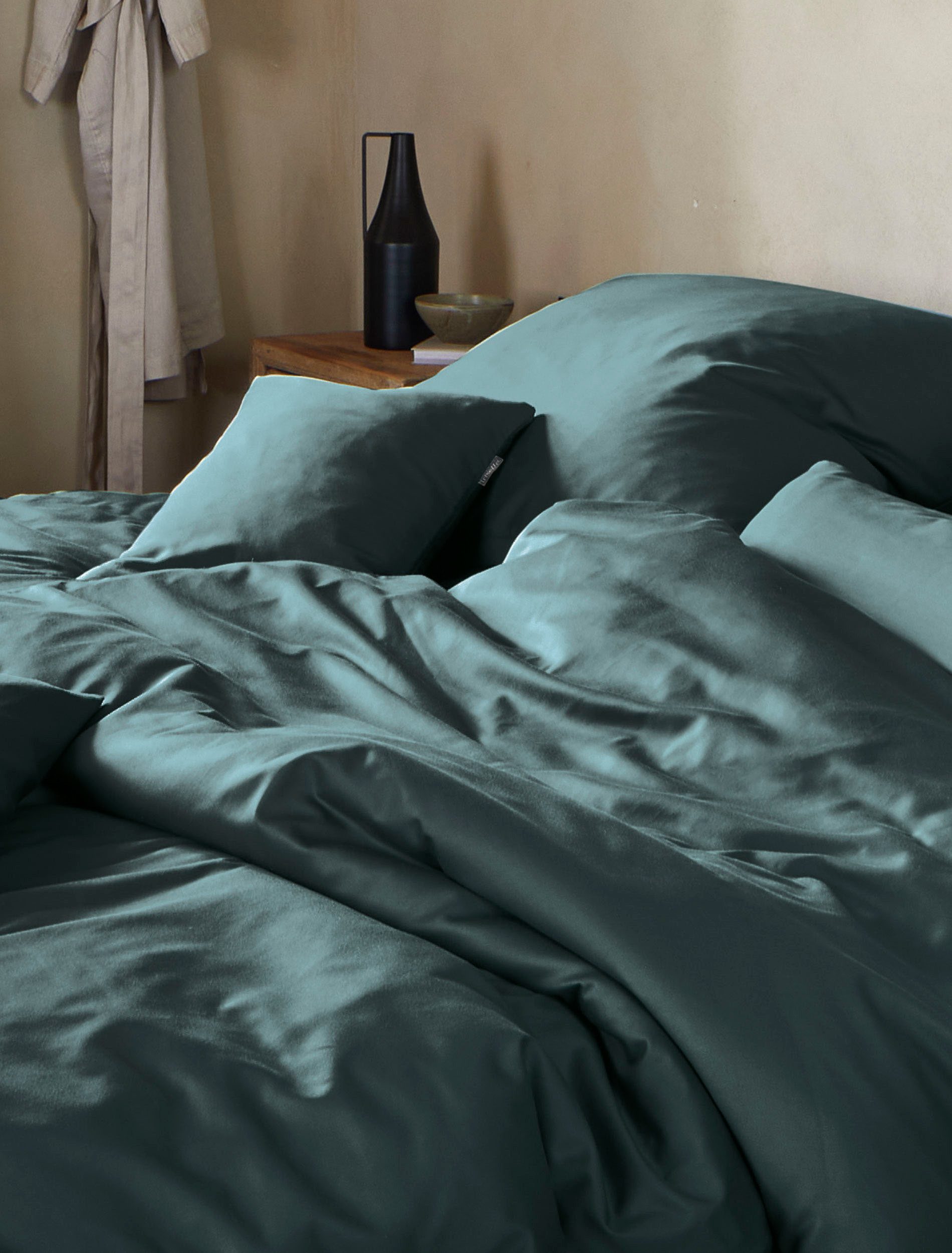 Irisette Bettwäsche Premium Satin Bettwäsche Paris, Mako-Satin, 3 teilig, hochwertige Uni Premium Bettwäsche mit Reißverschluss, 100% Baumwolle