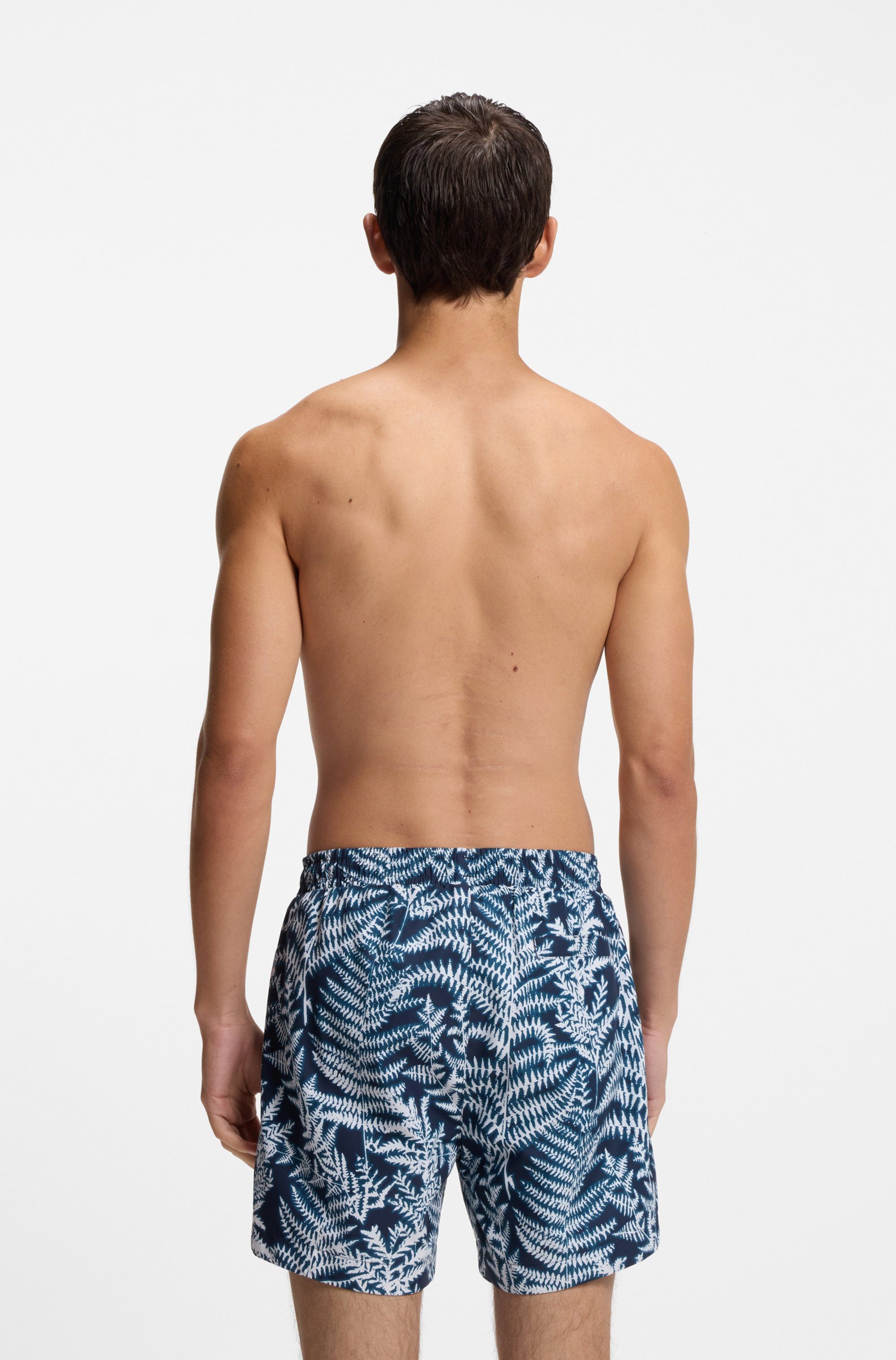 HUGO Badeshorts CALALA mit tropischen Muster
