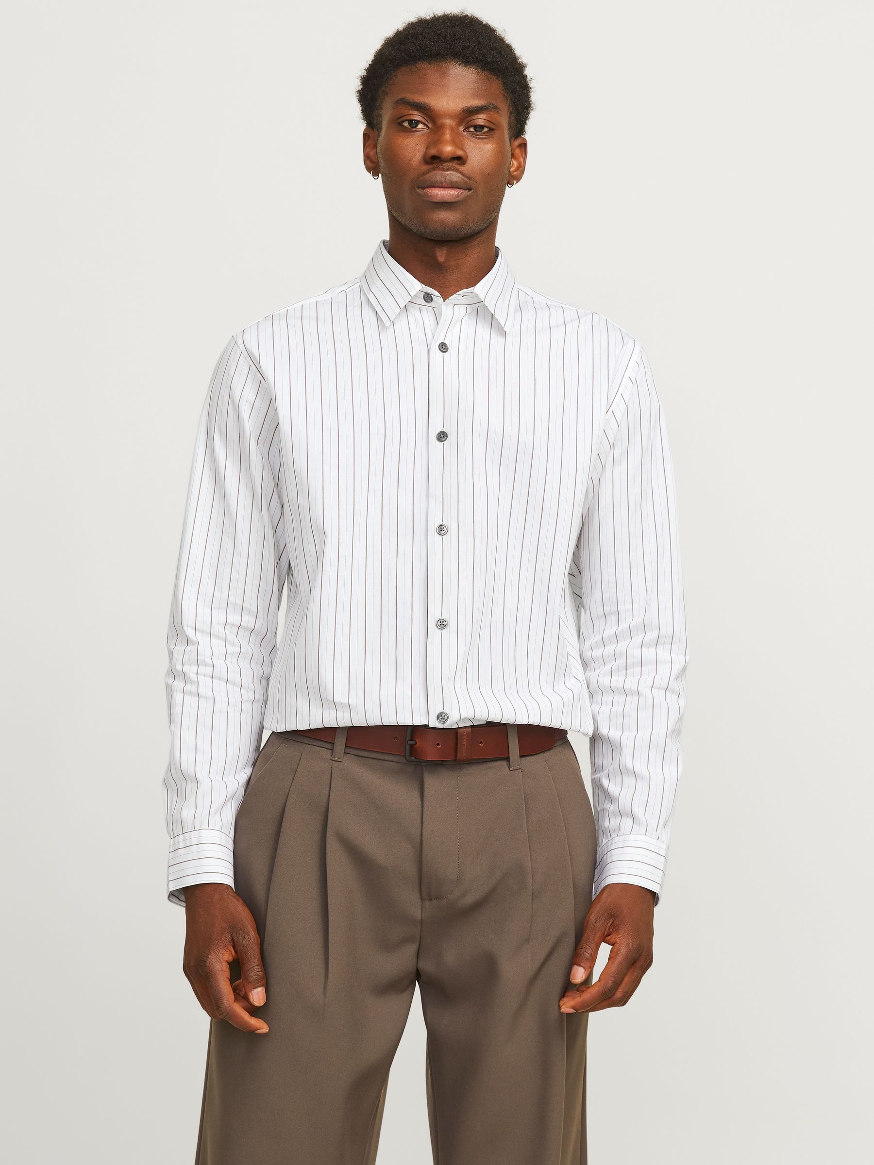 Jack & Jones Langarmhemd Klassischer Stil mit Knopfleiste und Kragen JPRBLA günstig online kaufen