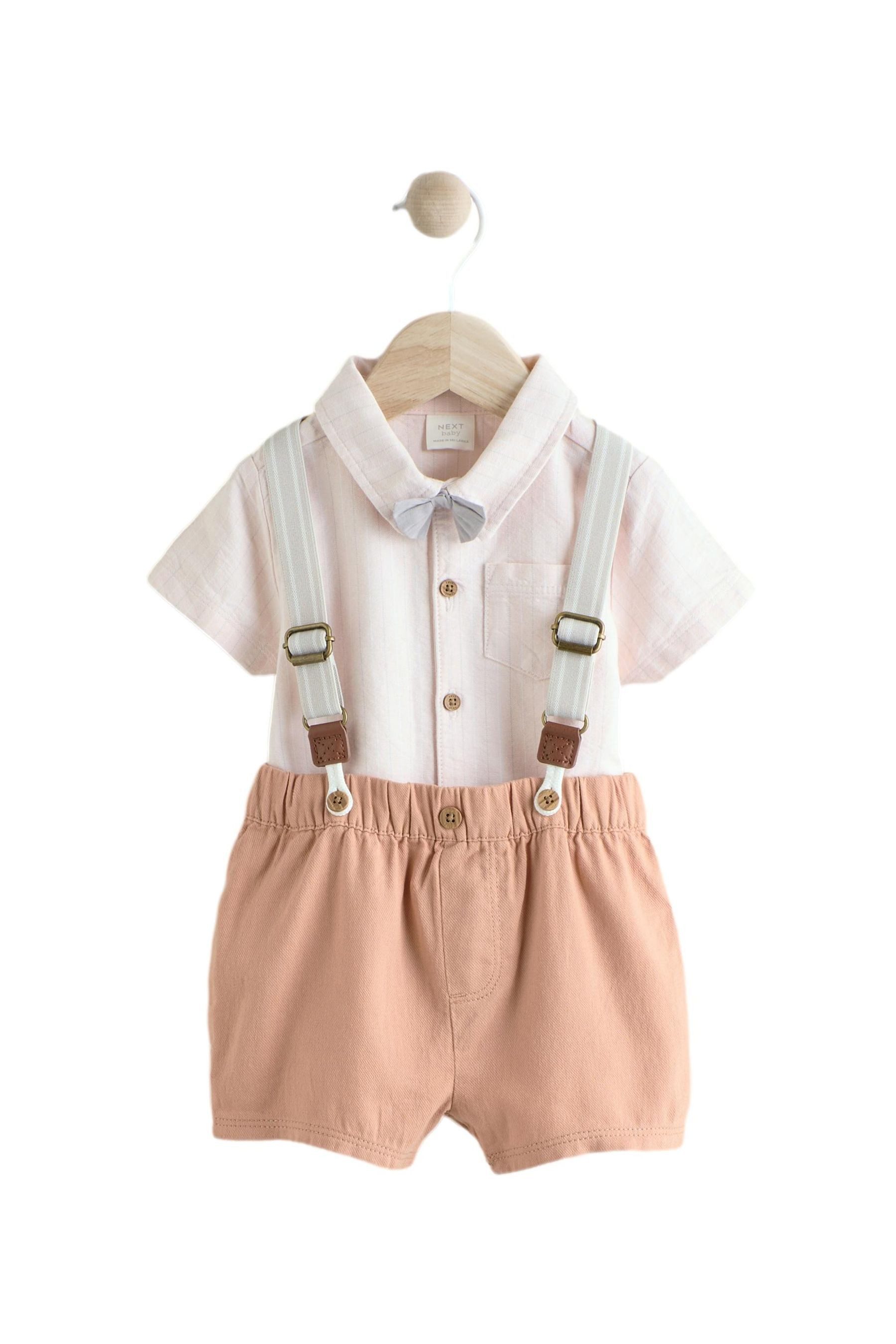 Body & Shorts 4er-Set Baby-Hemd, Body, Shorts + Hosenträger