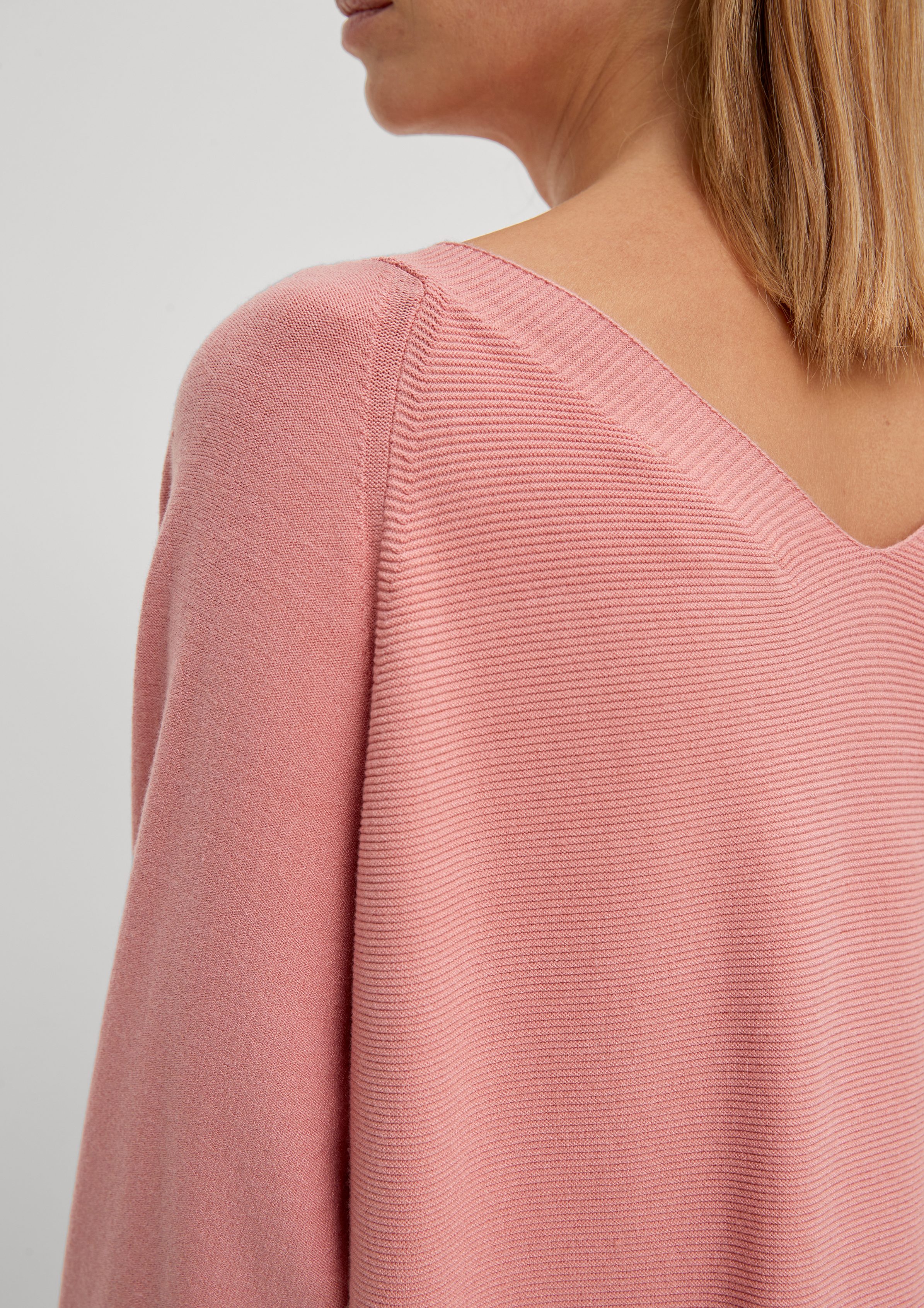 Comma Langarmshirt Pullover aus rosa Viskosestretch