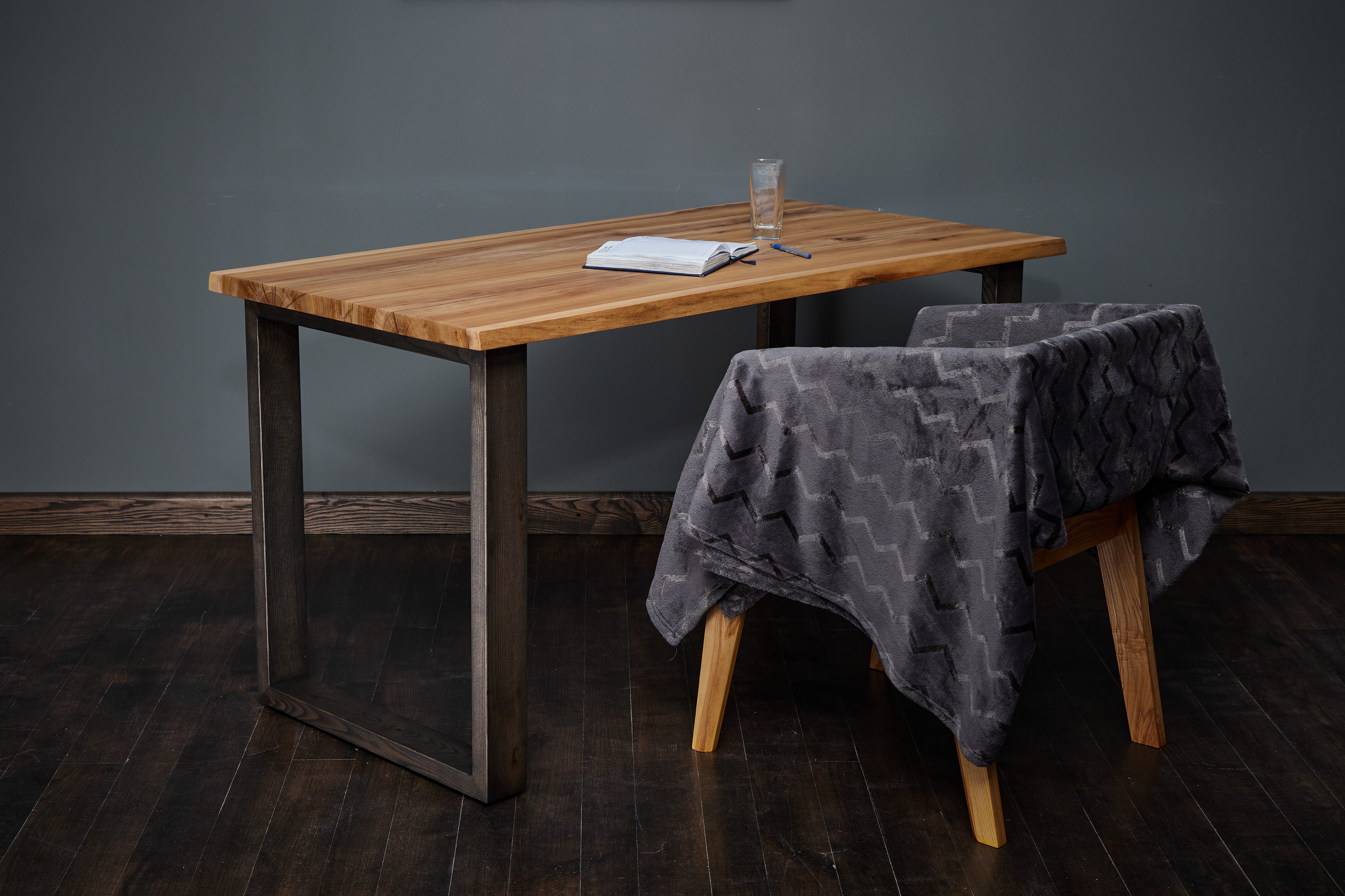 tømmermann Baumkantentisch Esszimmertisch Massivholz Esstisch Holz Massiv Schreibtisch Tisch, Handgefertigt