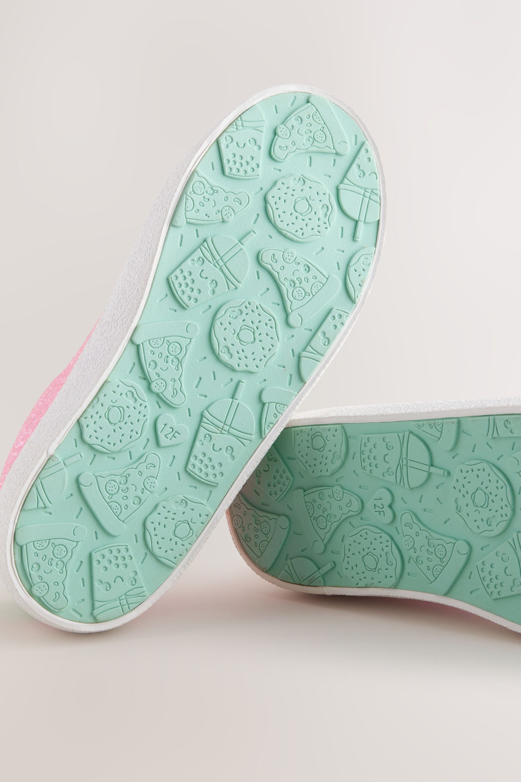 Next Sneakers mit Klettverschluss - Breite Passform Sneaker (1-tlg)