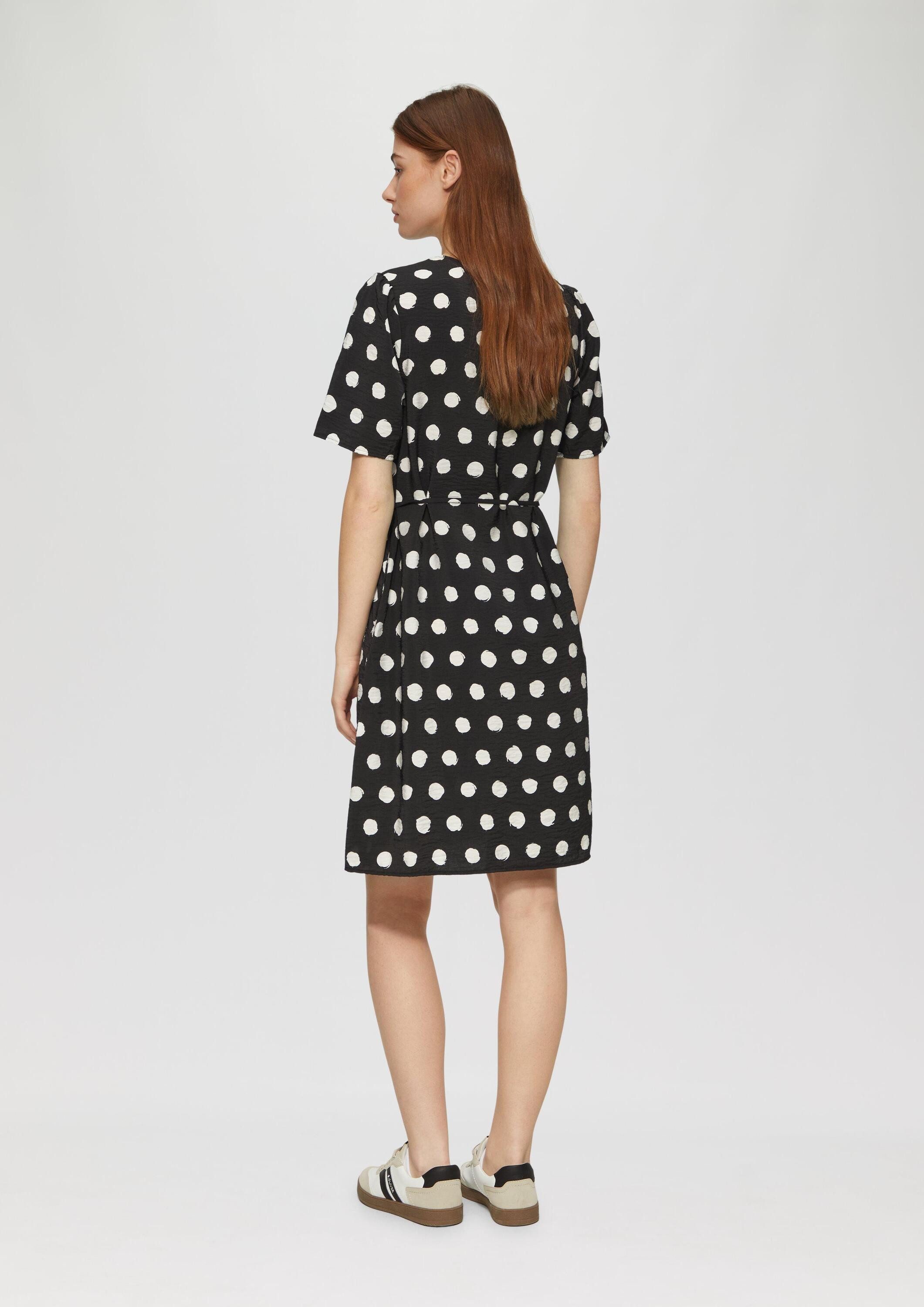 s.Oliver Minikleid Kleid Kurzes Kleid aus Viskosemix mit Puffärmeln