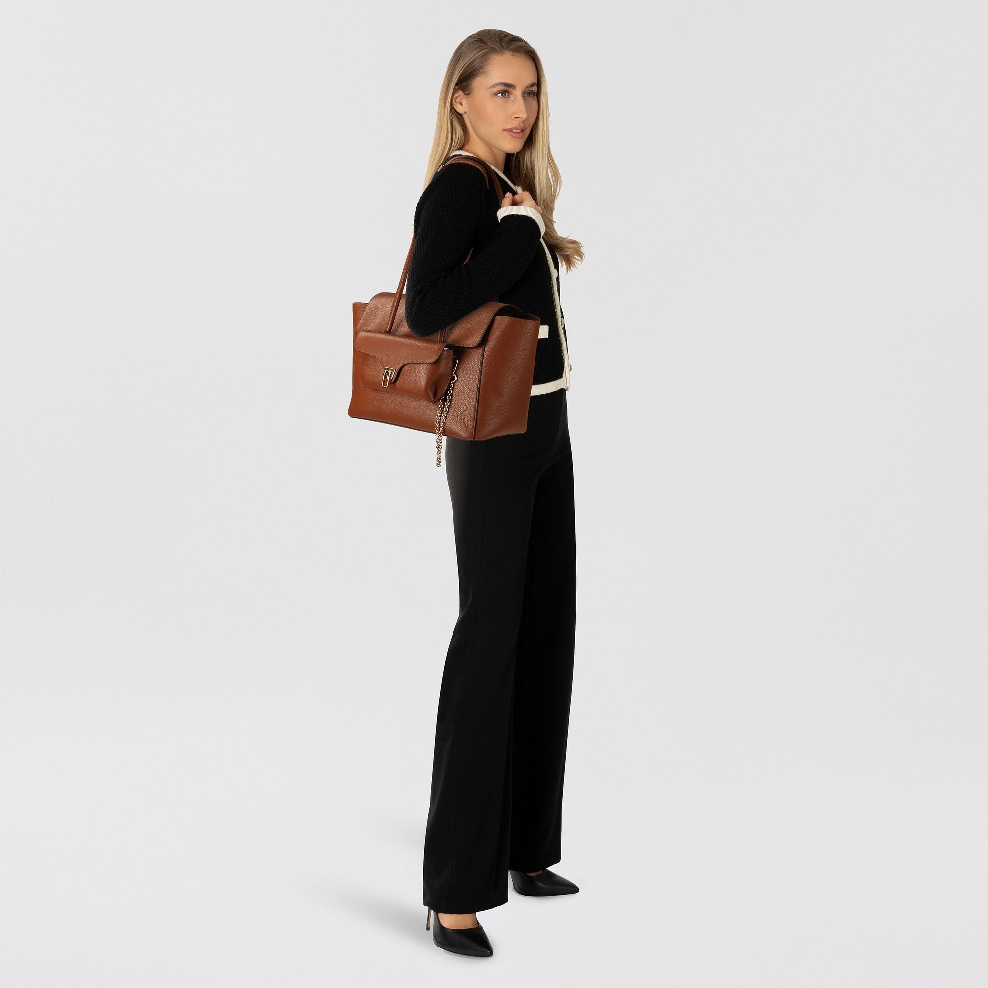 COCCINELLE Schultertasche Beat, Leder