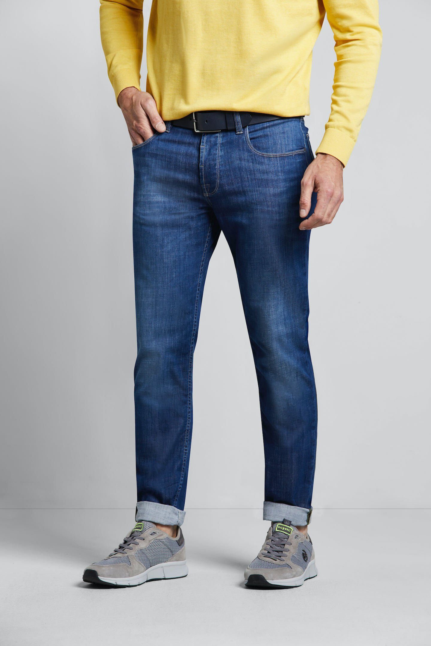 bugatti 5-Pocket-Jeans mit Used-Waschung blau