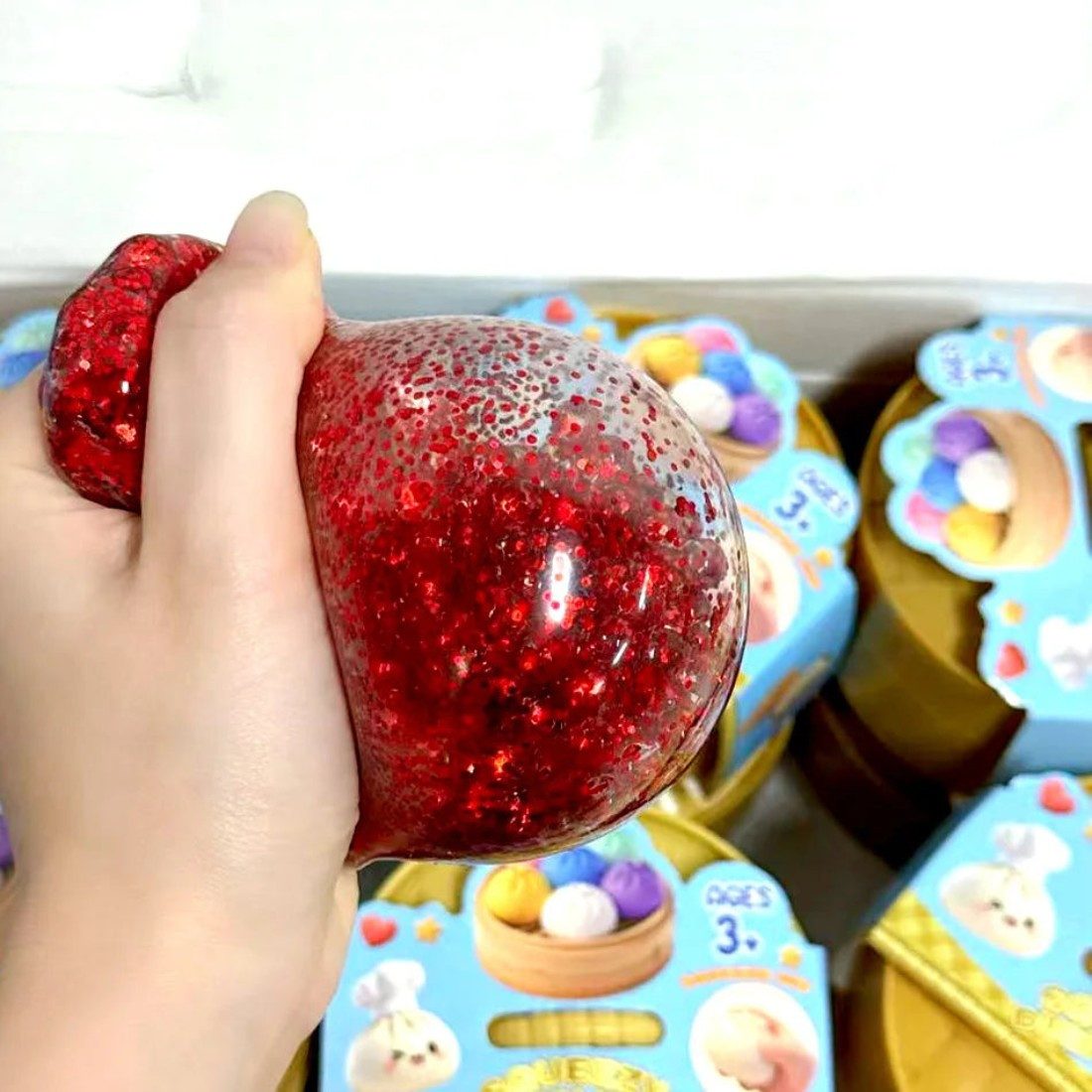 OLi Jumboball Heißer Glitzer-Dumpling-Squishy-Überraschungsbox: Bunte -Sensorik-Fidg, Spielzeuge, Anti-Stress-Quetschbälle
