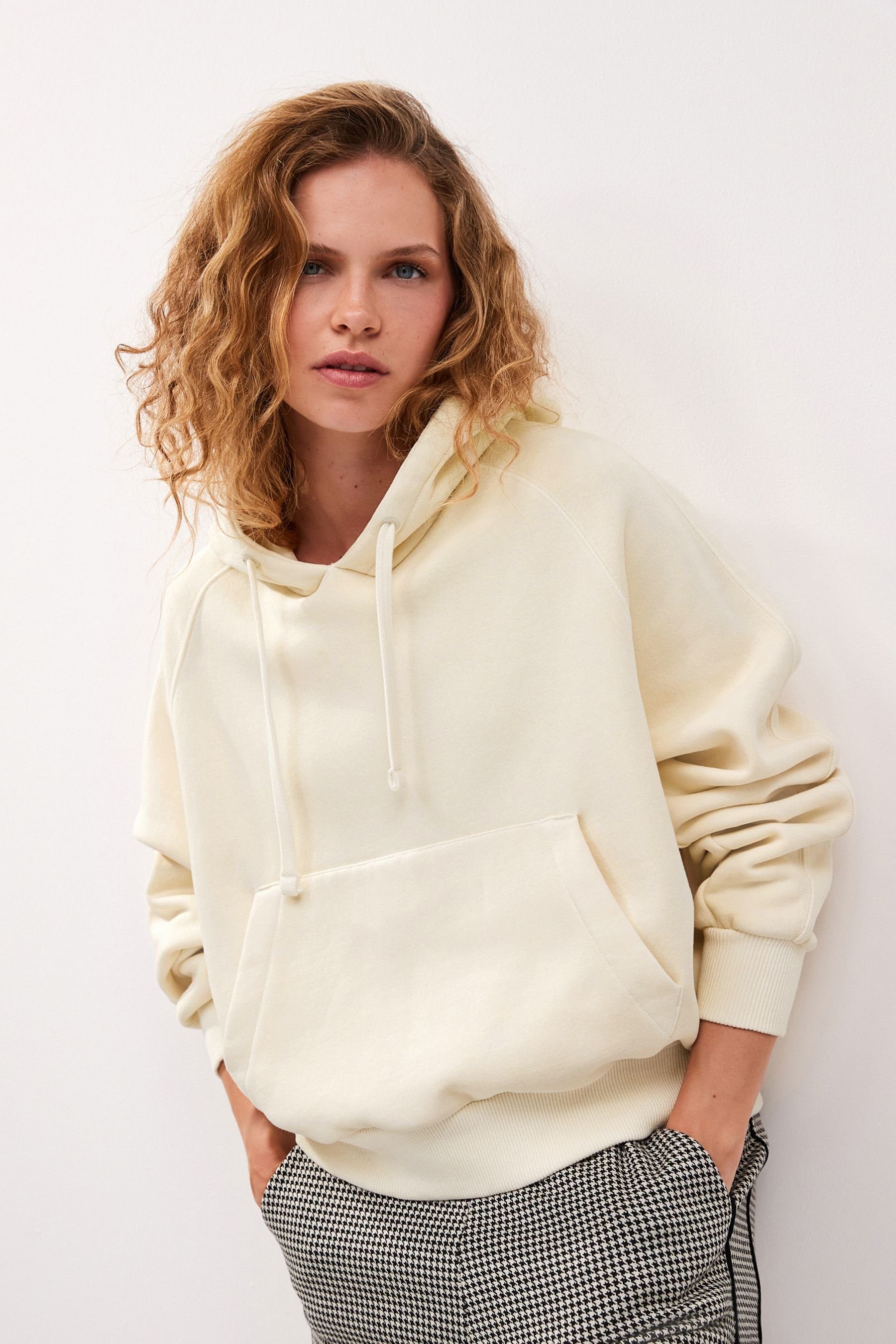 Next Kapuzensweatshirt Moderner Kapuzenpullover zum Ecru Überziehen White (1-tlg)