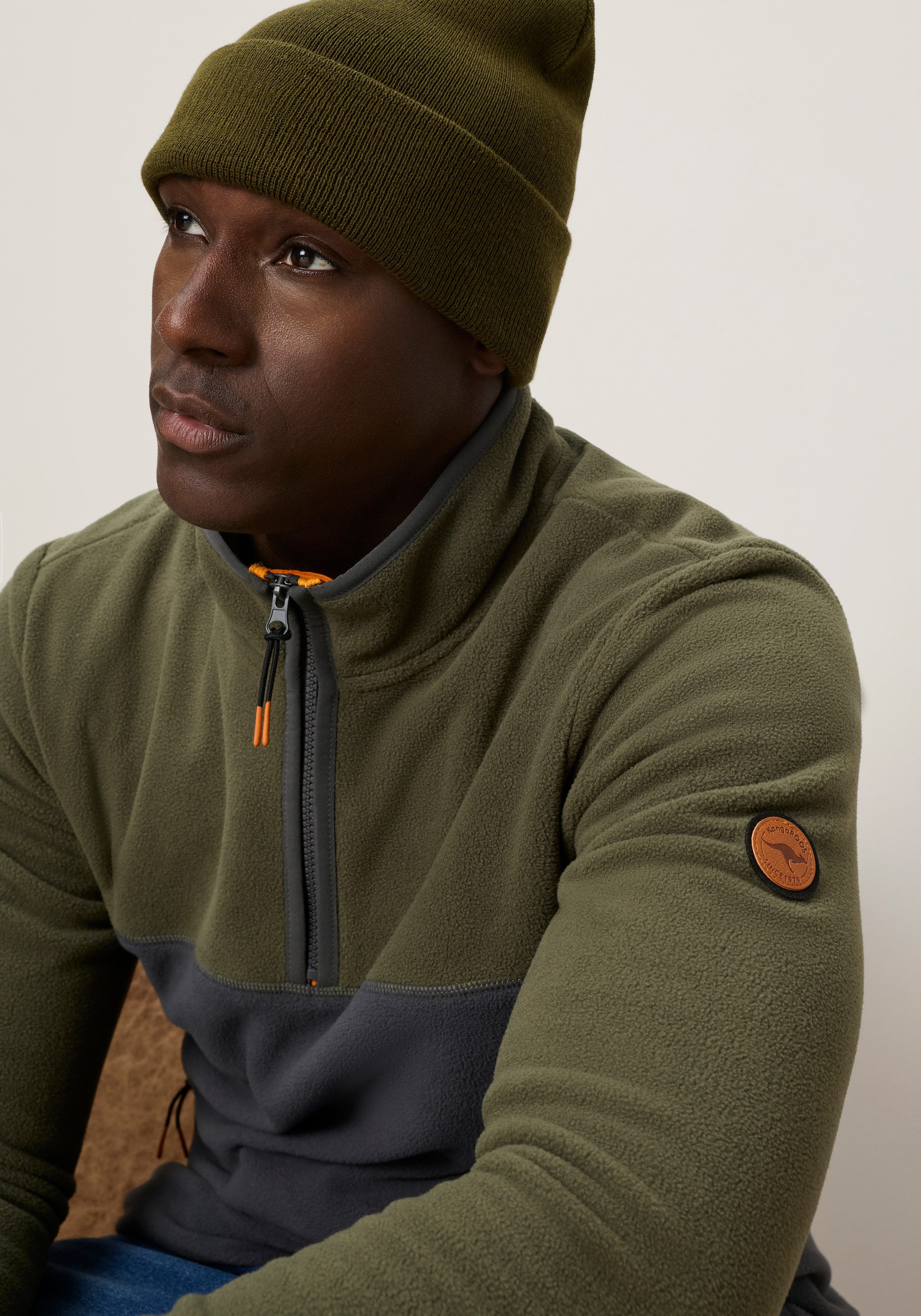 KangaROOS Fleecepullover mit hochschließendem Kragen, Langarm-Design, auch in größeren Größen
