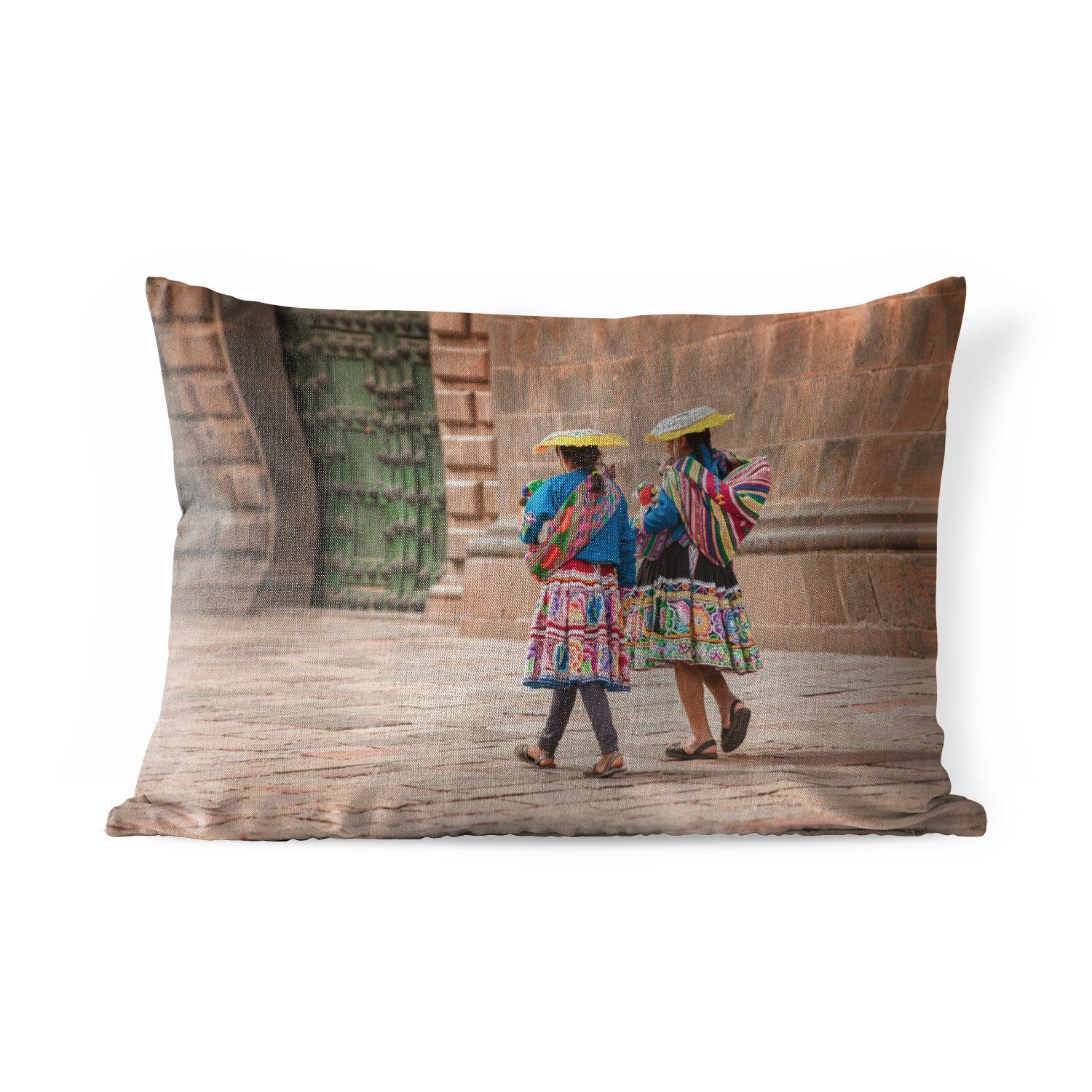 MuchoWow Dekokissen Zwei indische Kinder Outdoor-Dekorationskissen, beim Spaziergang, Dekokissenbezug, Kissenhülle Polyester