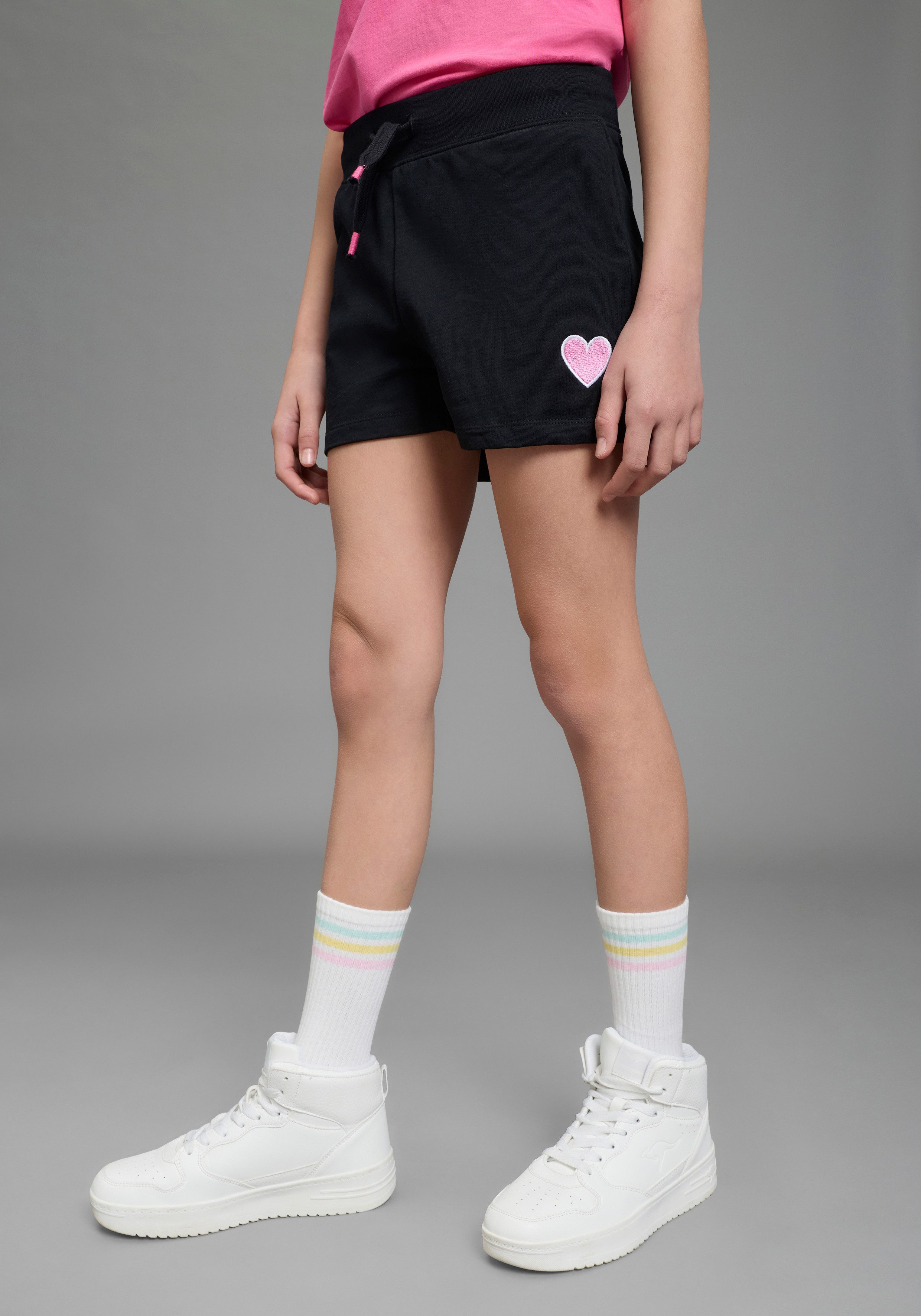 H.I.S Sweatshorts 2er Pack Sweat-Shorts mit Stickerei für Mädchen (Packung, 2-tlg., 2) für Mädchen, mit Gummizug am Bund, aus Baumwolle und Viskose