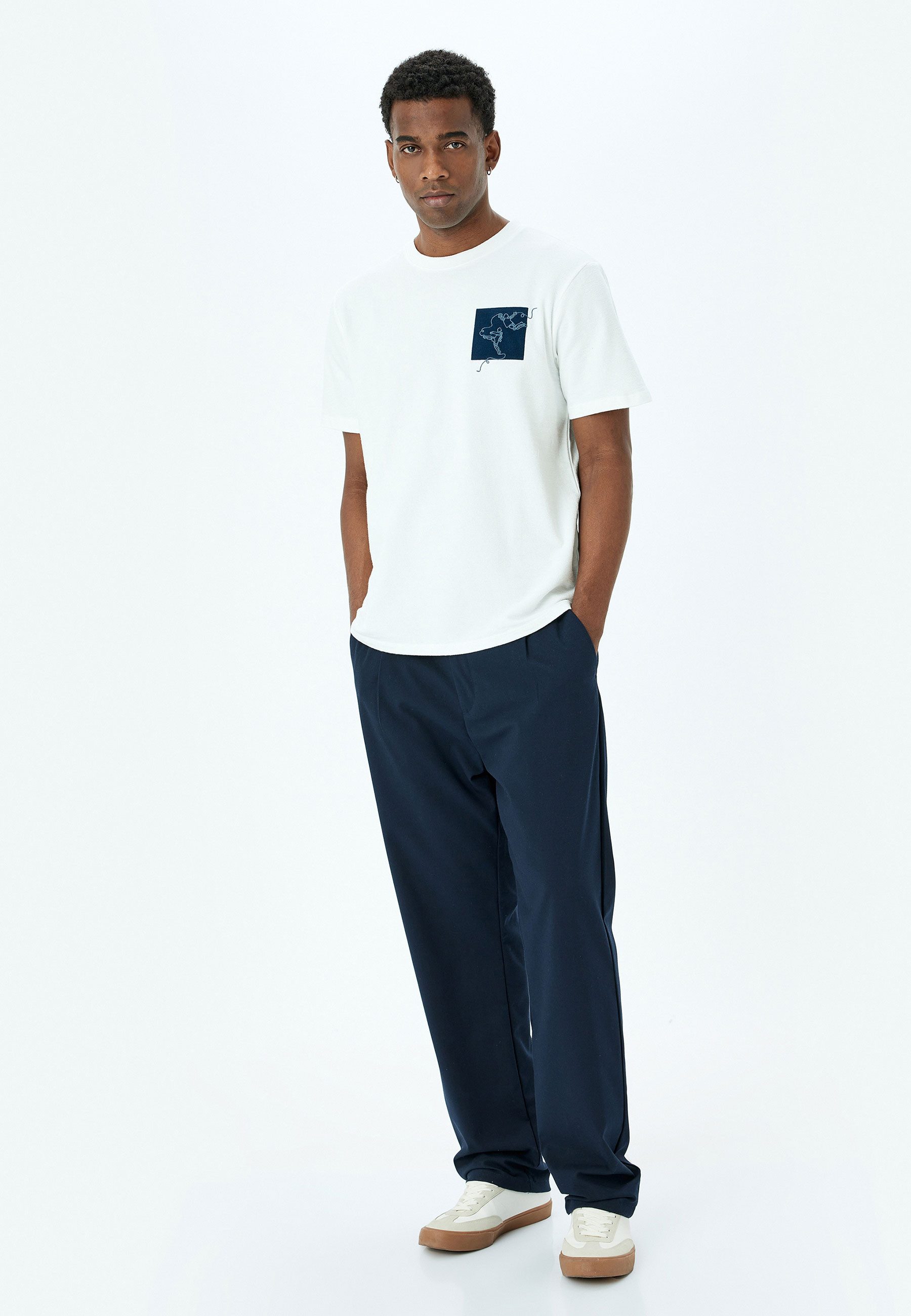 Koton T-Shirt Kurzärmelig Rundhalsausschnitt T-Shirt