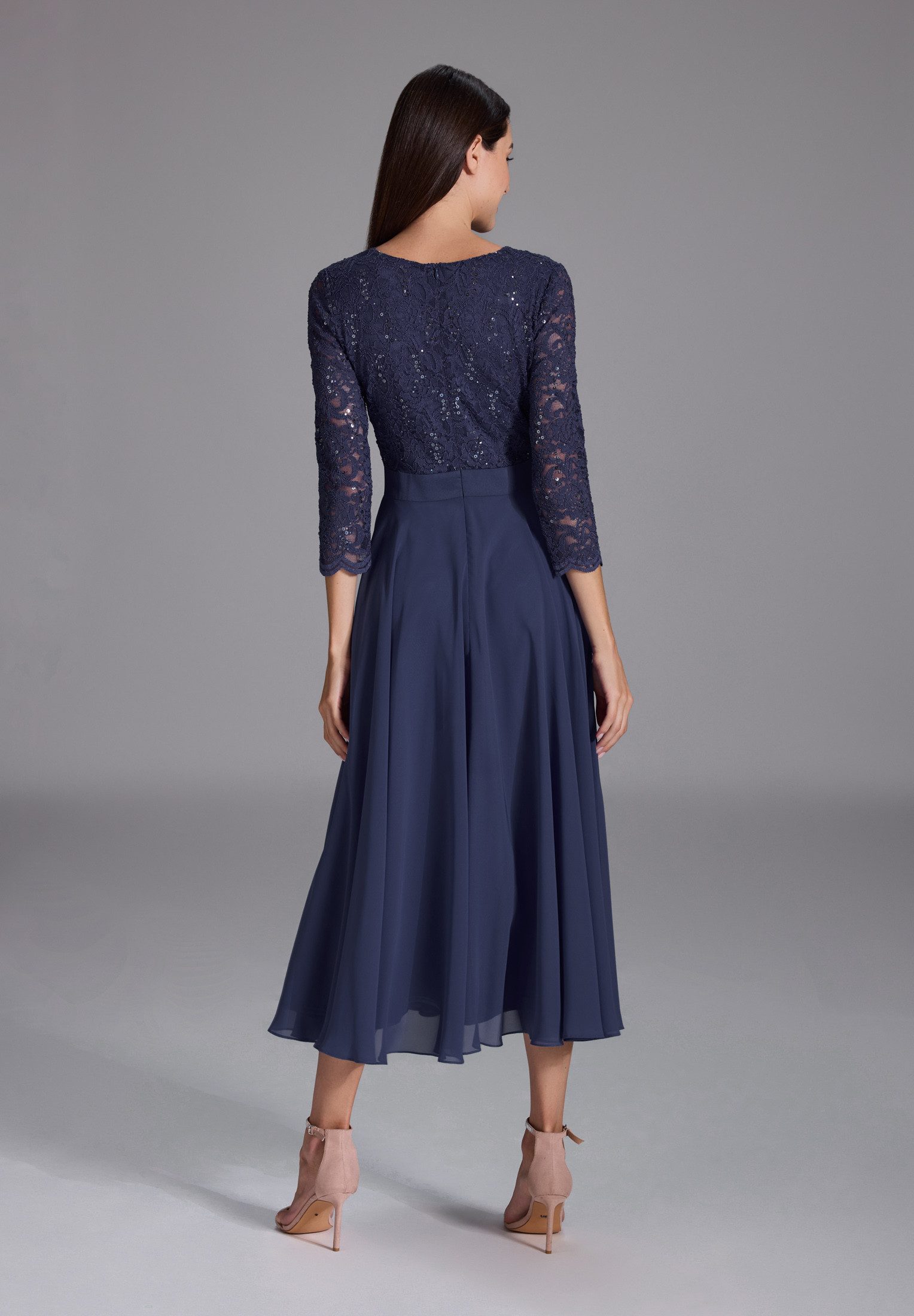 SWING Cocktailkleid Taillierte Passform mit ausgestelltem günstig online kaufen