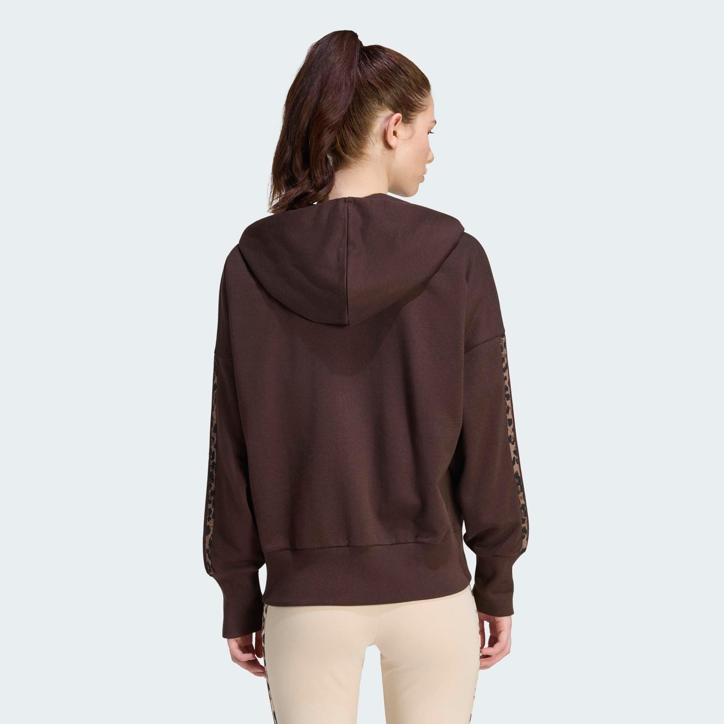 adidas Sportswear Kapuzensweatjacke SEASONAL ESSENTIALS 3-STREIFEN, ANIMALPRINT