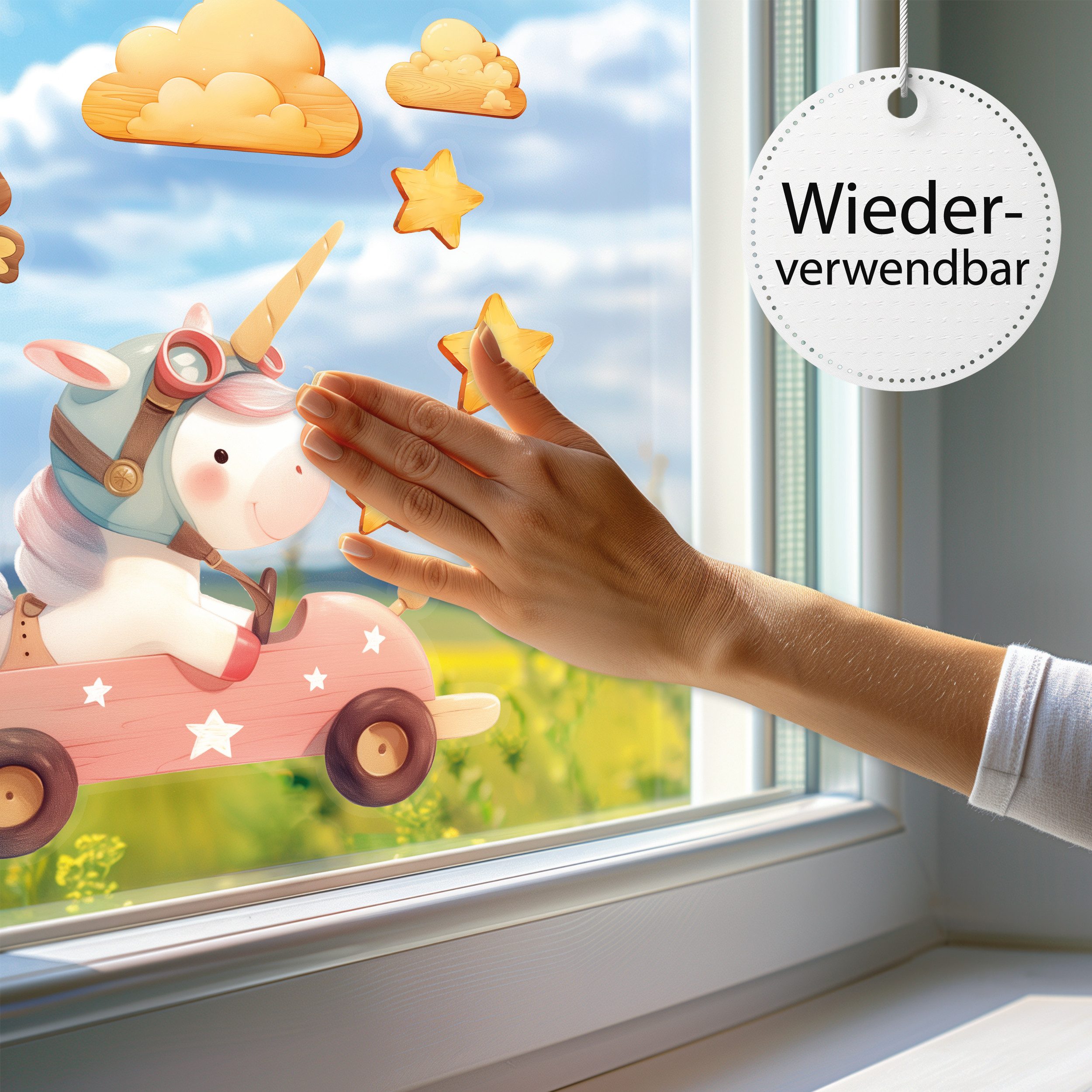 Sunnywall Fensterbild wiederverwendbares Fensterbild Einhorn in Rennauto in Holz-Optik, wiederverwendbar, statisch haftend, beidseitiger Druck
