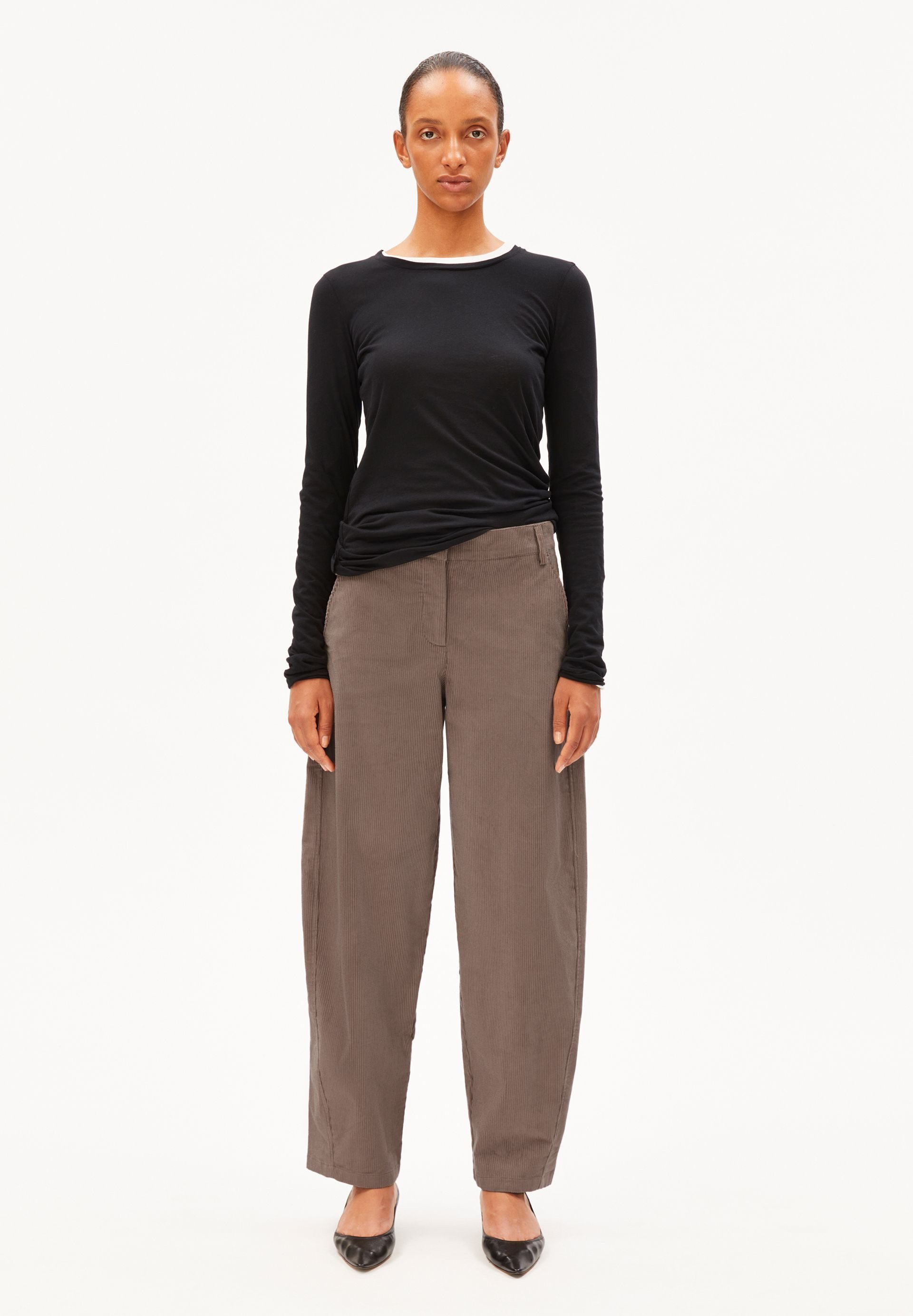 Armedangels Stoffhose BARREL CORDUROY Cordhose aus Bio-Baumwoll Mix (Mid waist, Regular Fit)