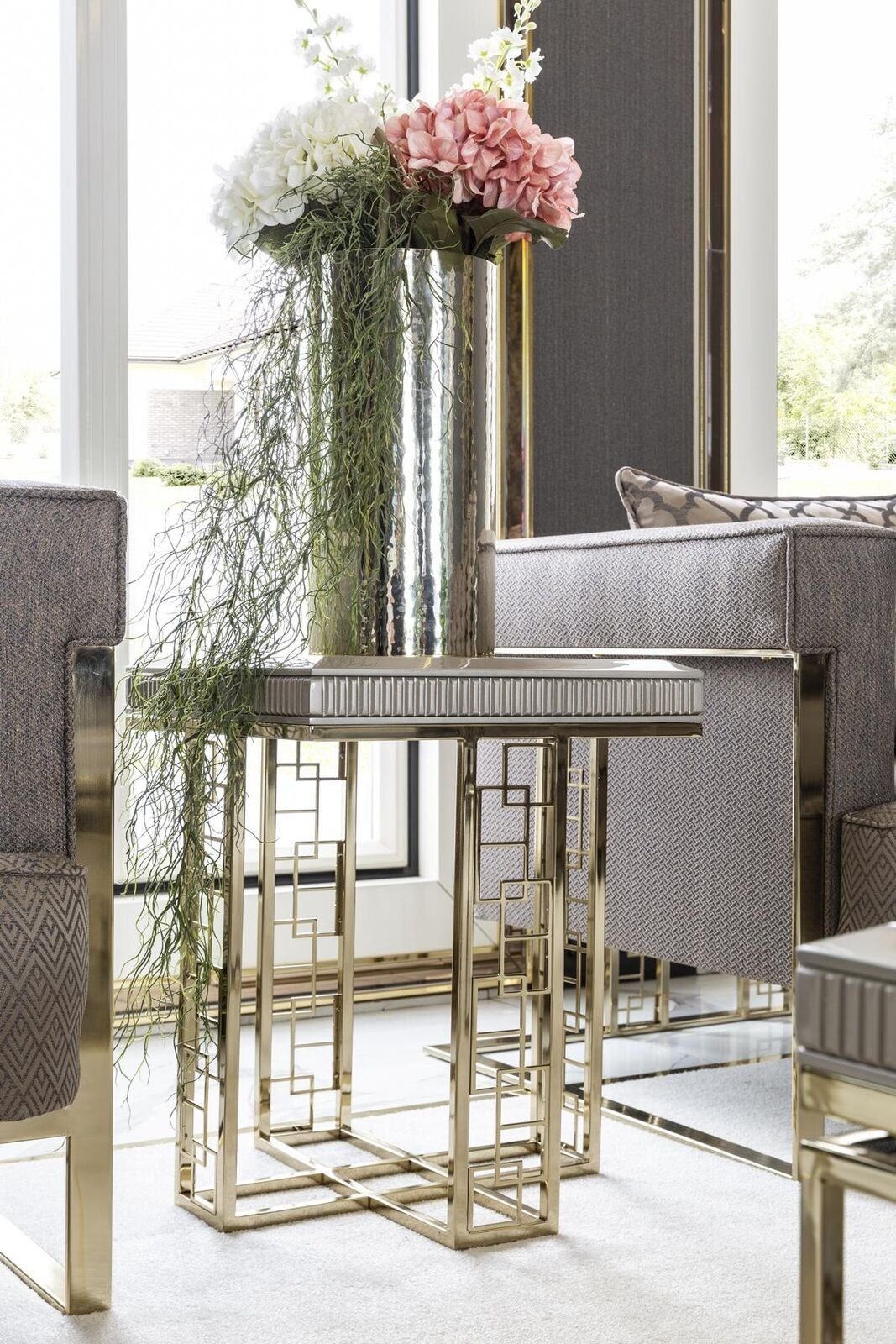 JVmoebel Beistelltisch Beistelltisch Grau Möbel Holz Wohnzimmer Elegantes Modern Design Luxus