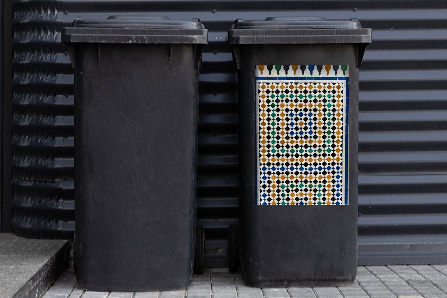 Mülltonne, wie St), marokkanisches Sticker, Wandsticker Mülleimer-aufkleber, (1 Abfalbehälter Mosaik, das Ein Labyrinth eine Container, aussieht MuchoWow Art