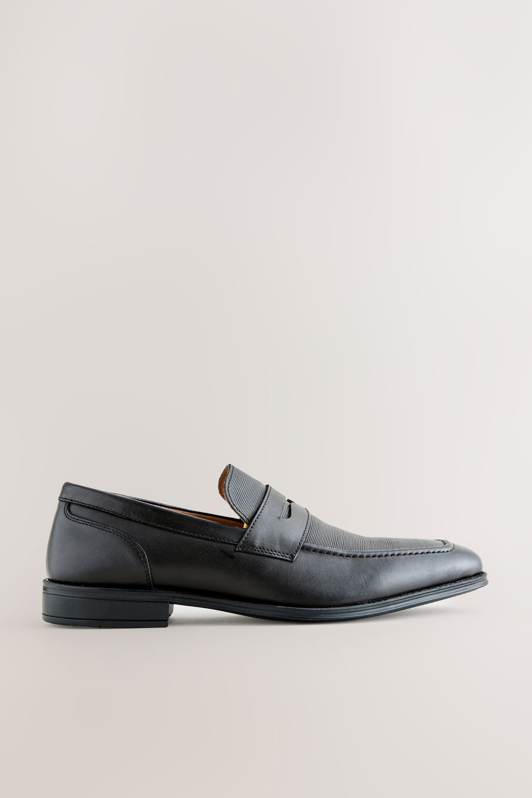 Next Lederslipper mit Prägung Loafer (1-tlg)