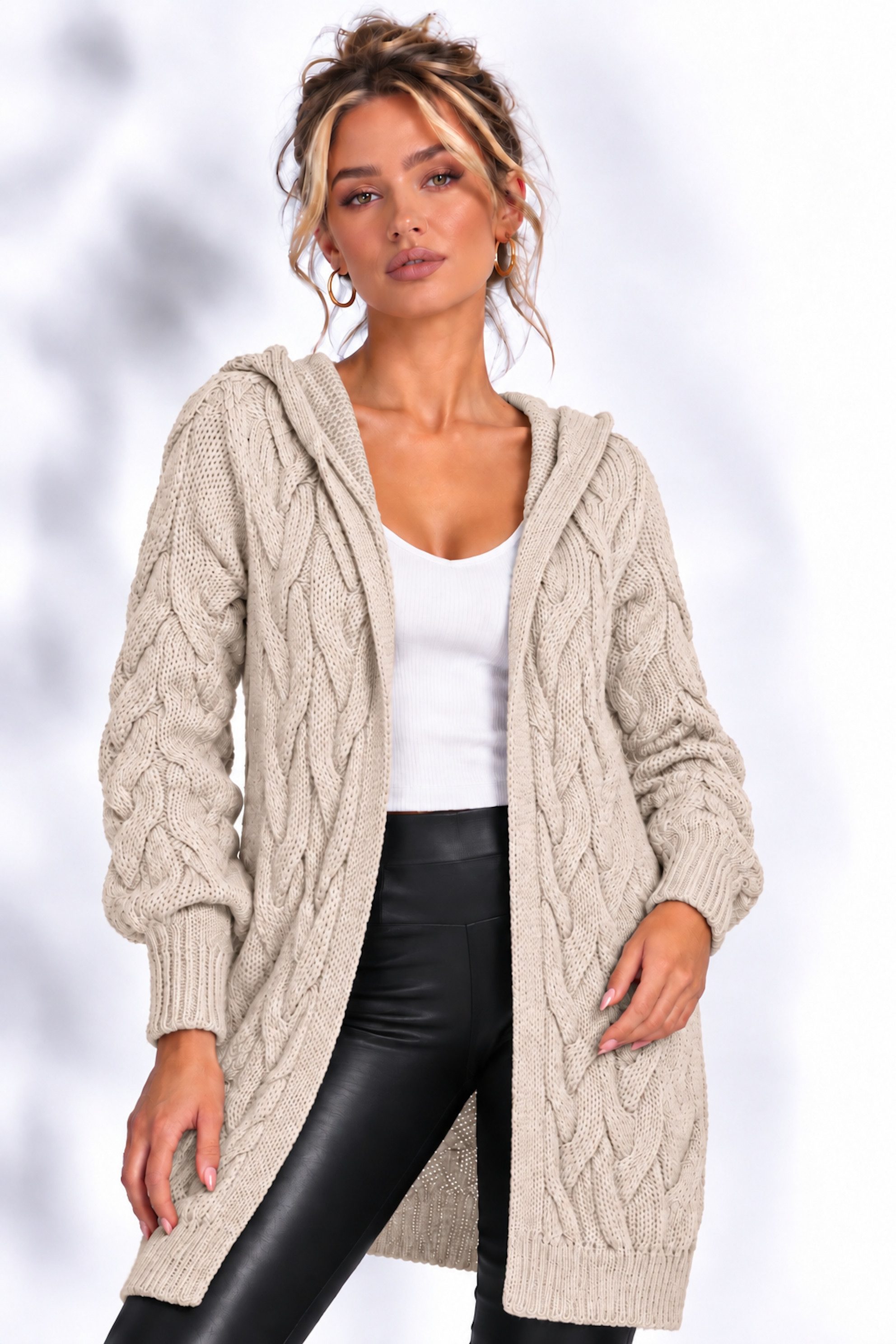 Worldclassca Kapuzenstrickjacke Worldclassca lange Strickjacke Zopfmuster Cardigan Kapuze Bolero Neue Kollektion - Stilvolle und gemütliche Strick Mode für Damen