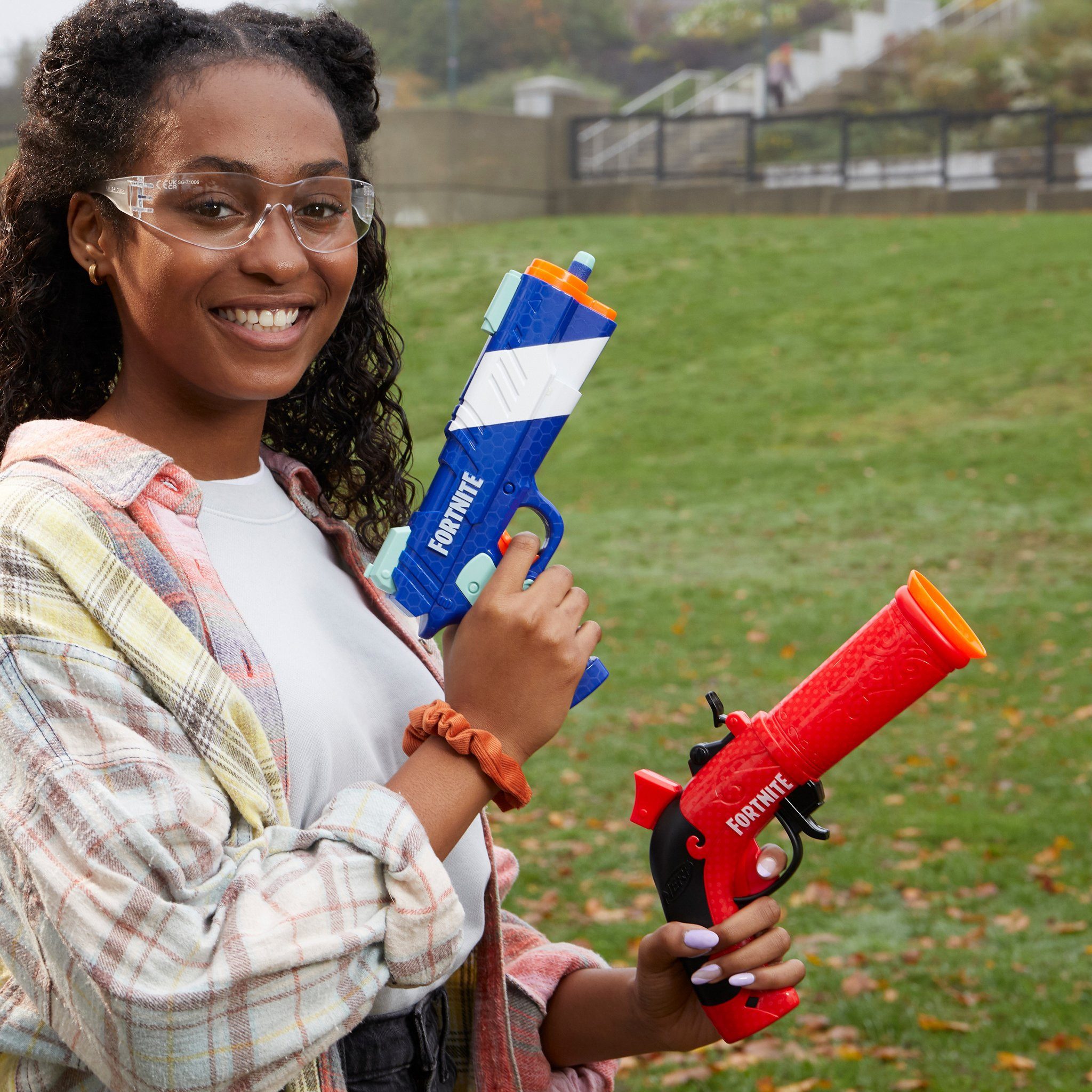 Hasbro Blaster Nerf Fortnite Dual Pack, Dieses Set enthält 2 durch Fortnite inspirierte Nerf Blaster und 6 Ne