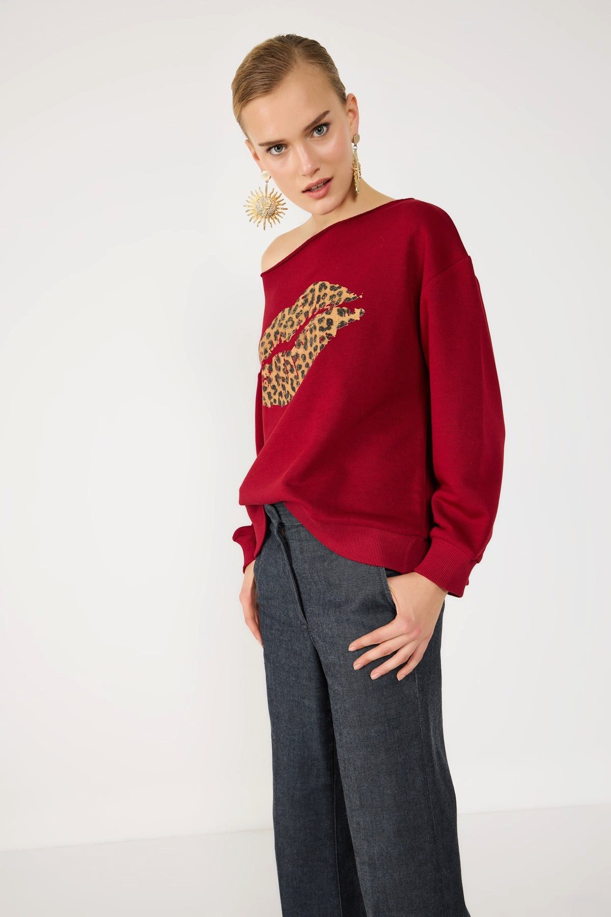 No Matter What Sweatshirt Leopardenmuster Lippenabdruck günstig online kaufen