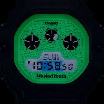 CASIO G-SHOCK Digitaluhr Casio x Wasted Youth G-Shock DW-5900WY-2ER (Blau)