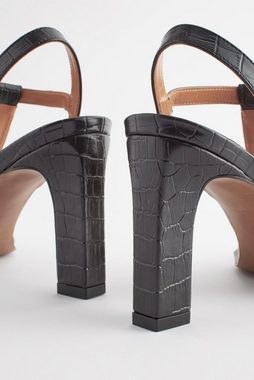 Next Signature Sandalen aus Leder mit T-Steg T-Strap-Sandale (1-tlg)