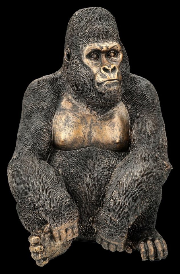 Figuren Shop GmbH Tierfigur Gorilla Figur sitzend - bronzefarben - Affe  Tierfigur Affenfigur Deko