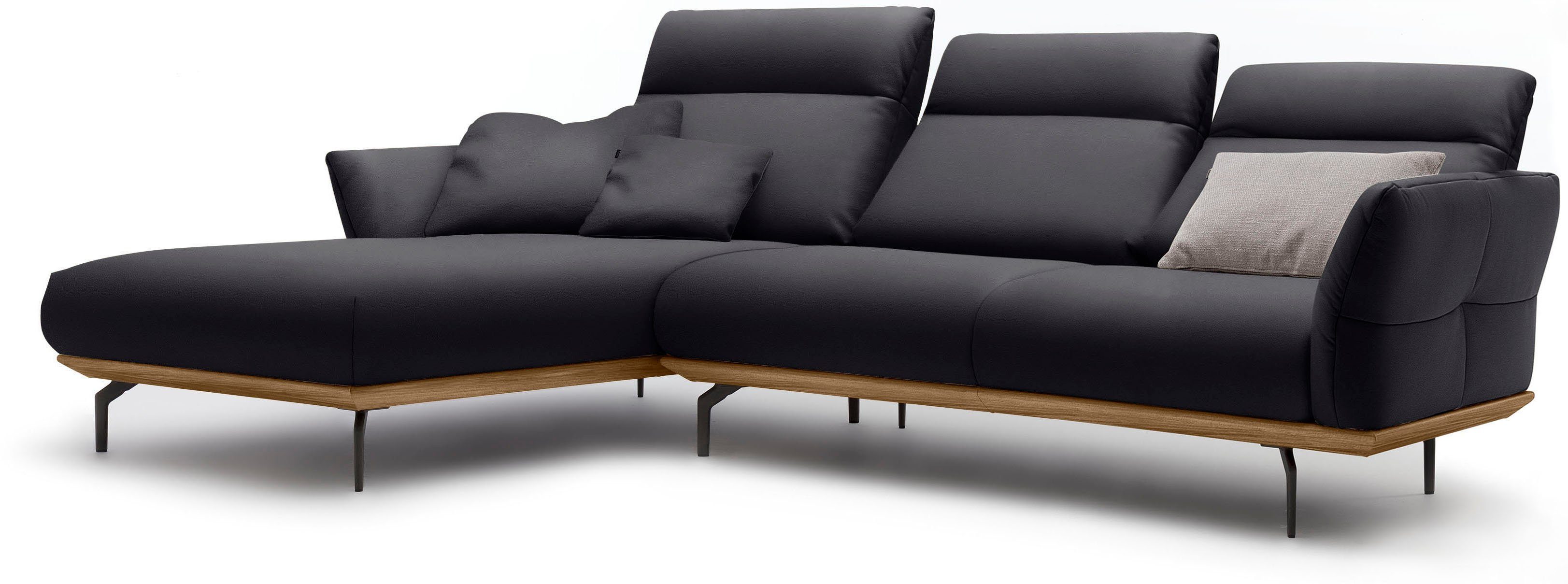 Ecksofa hülsta Breite sofa Umbragrau, Winkelfüße Sockel in Nussbaum, 298 cm hs.460, in