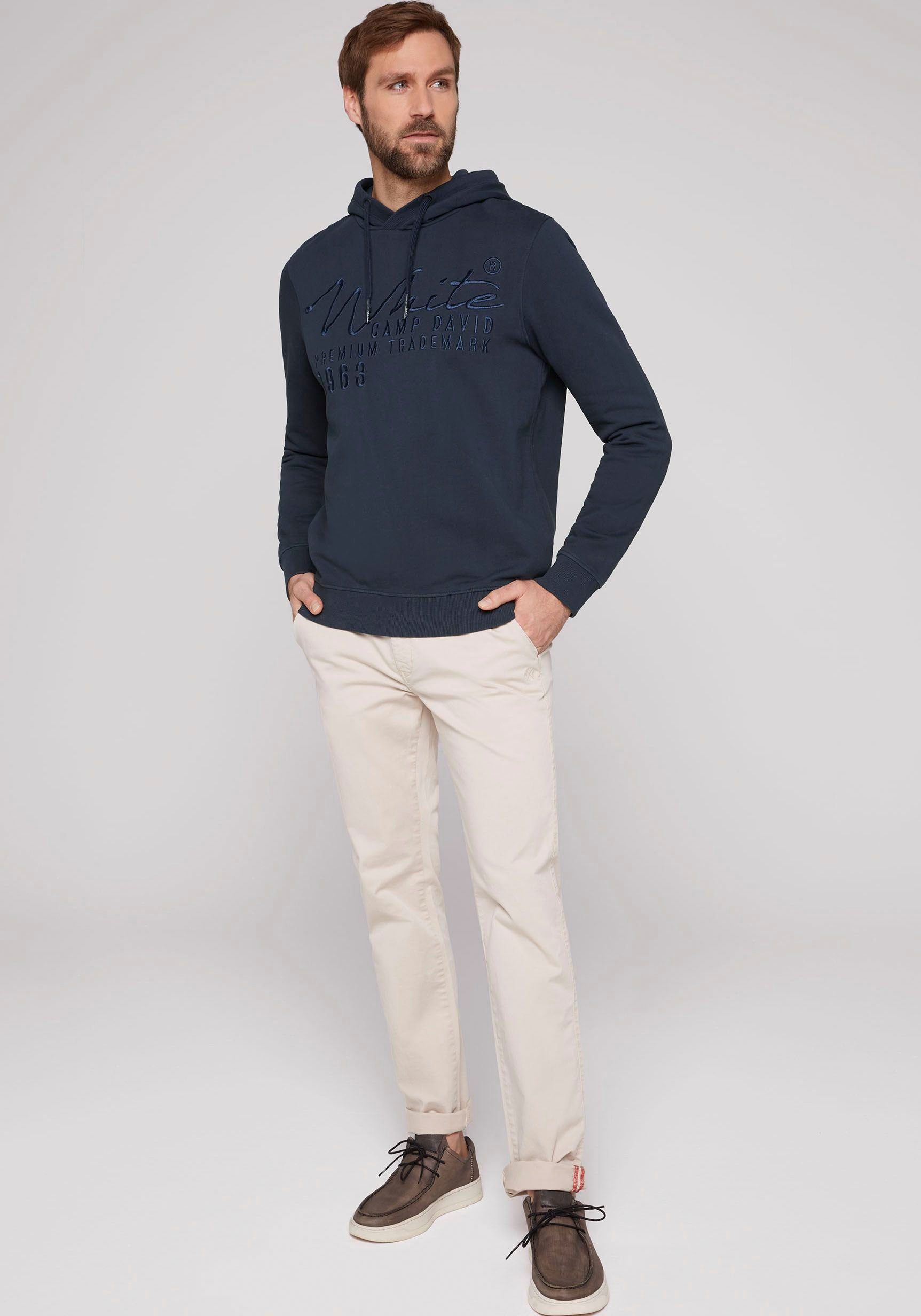 CAMP DAVID Kapuzensweatshirt mit Logostickerei absolute blue